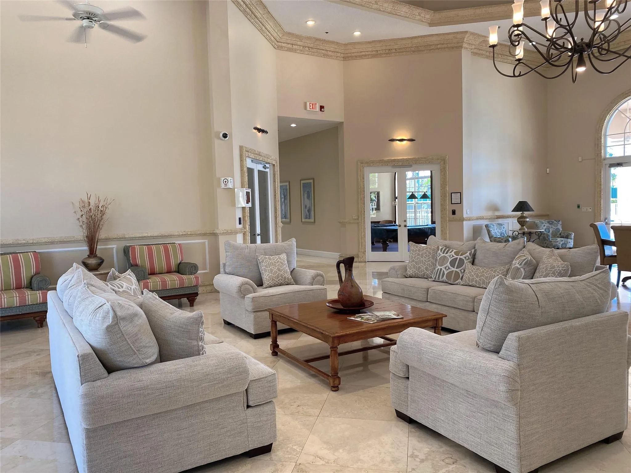 8627 San Andros