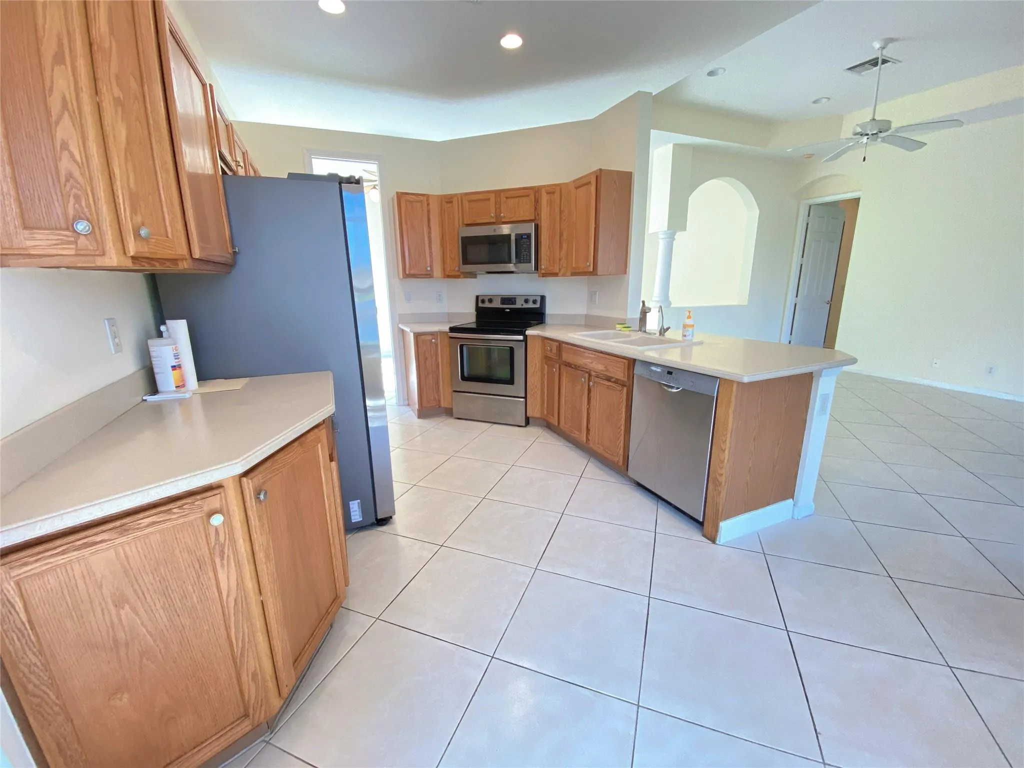 8627 San Andros