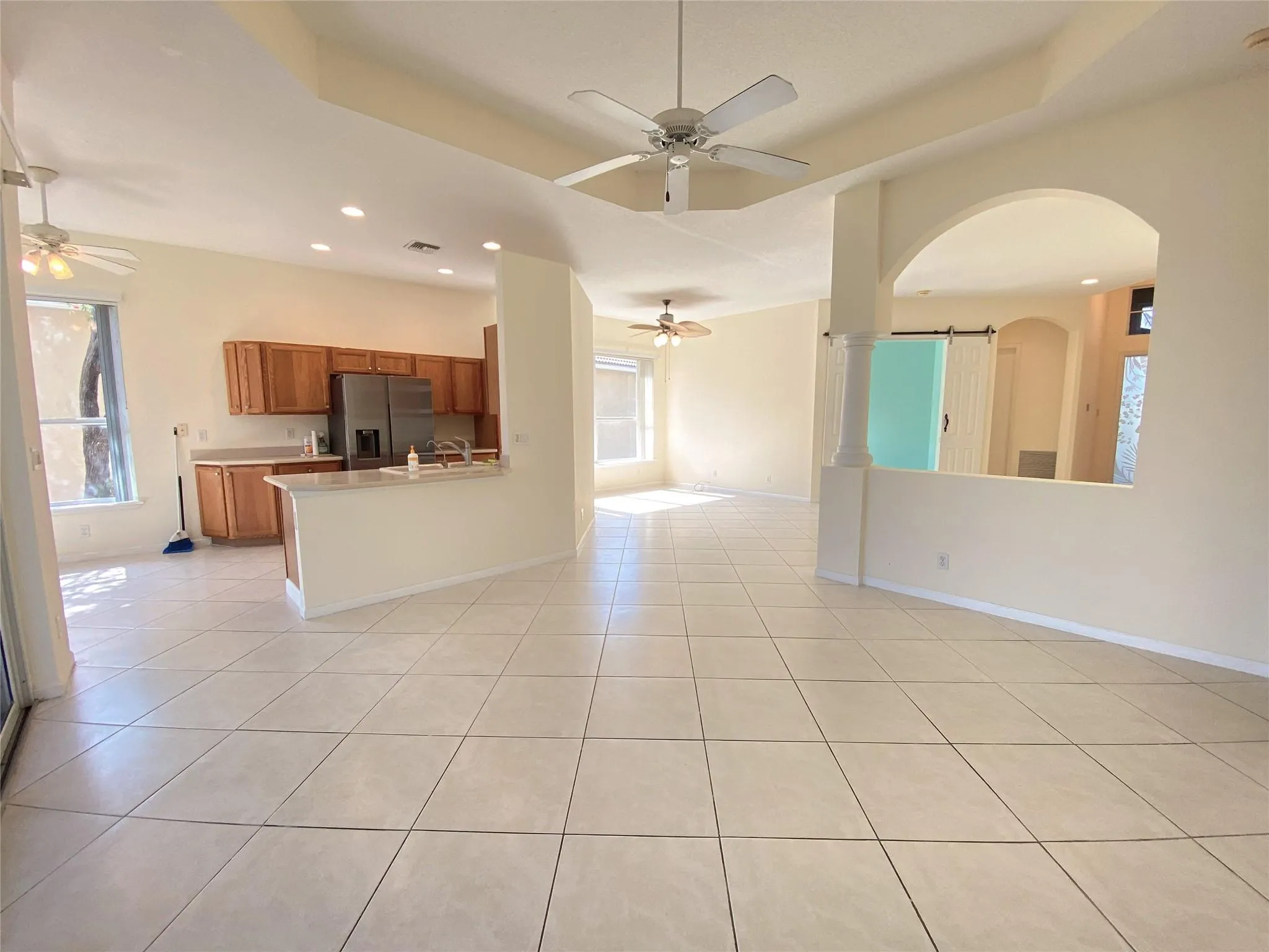8627 San Andros