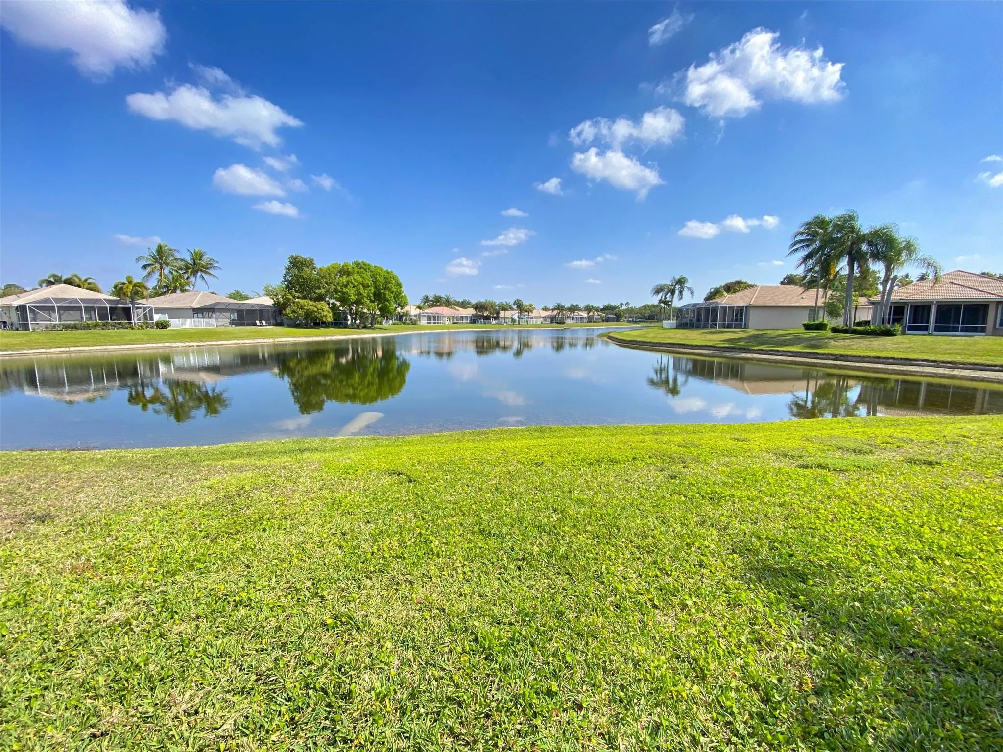 8627 San Andros