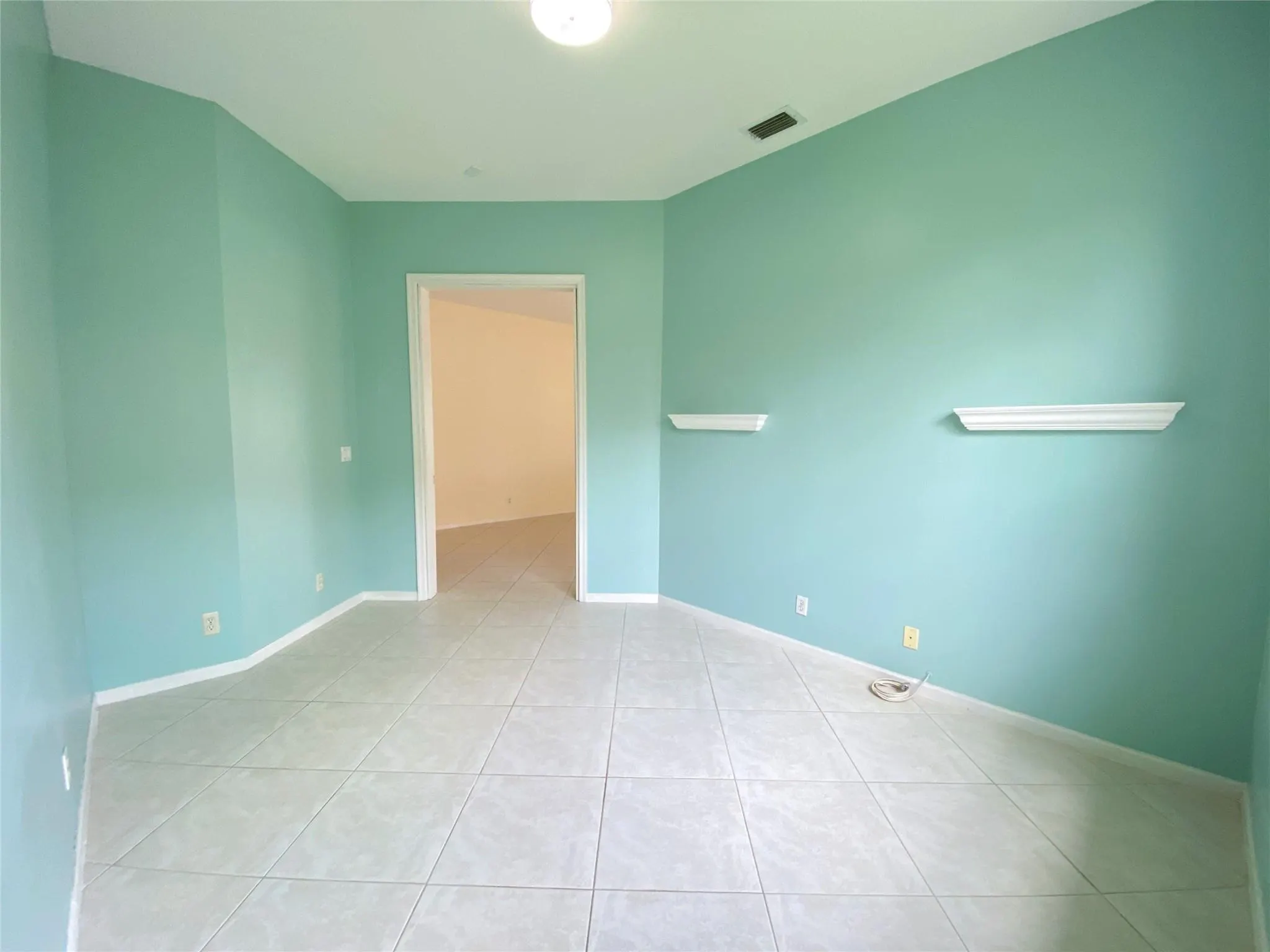 8627 San Andros