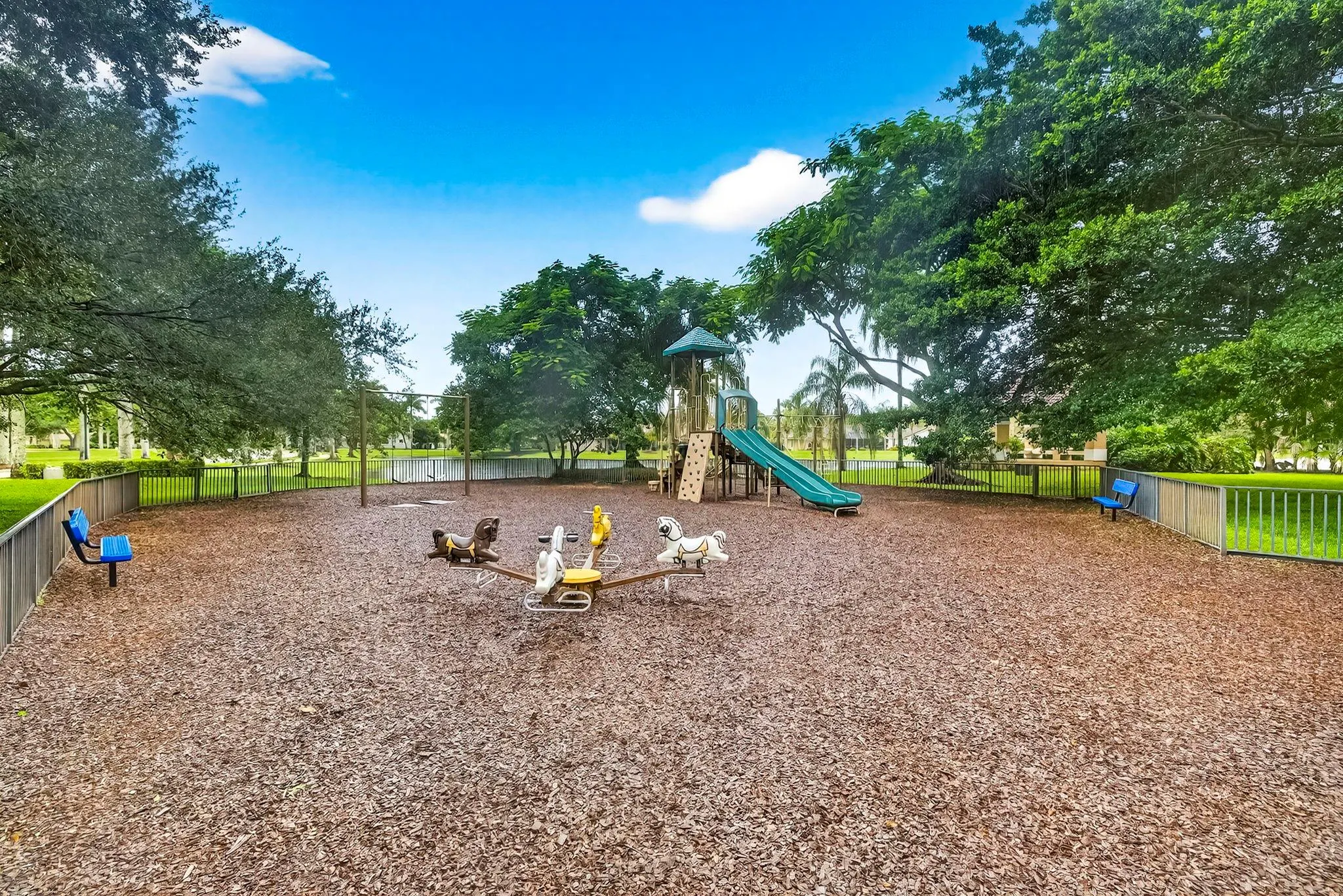 1210 Fairfax Ct