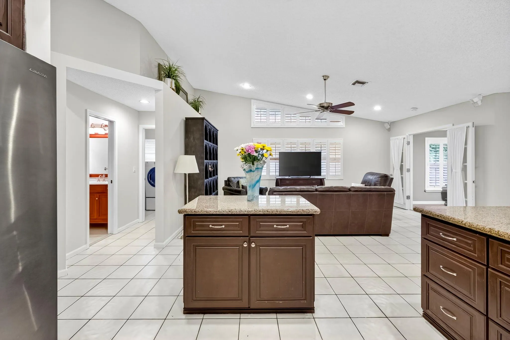 1210 Fairfax Ct