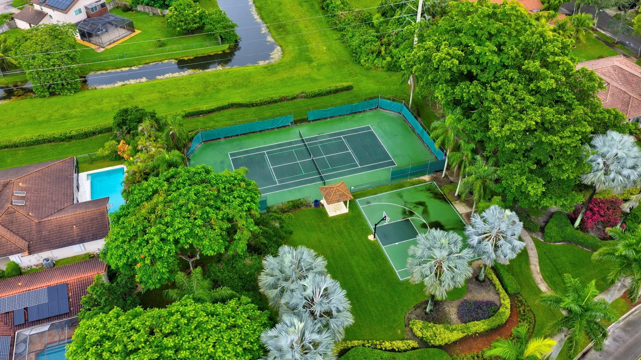 1210 Fairfax Ct