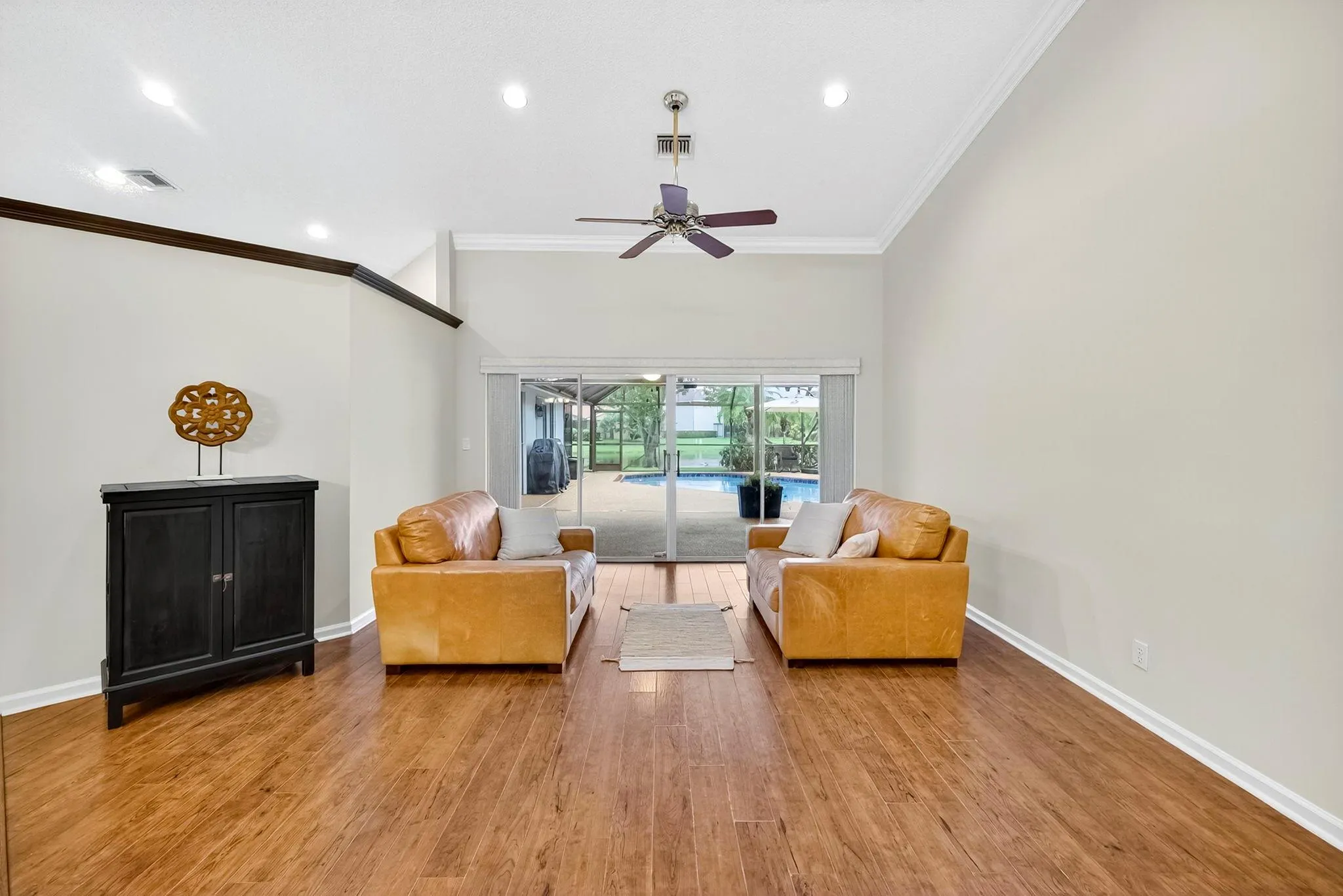 1210 Fairfax Ct