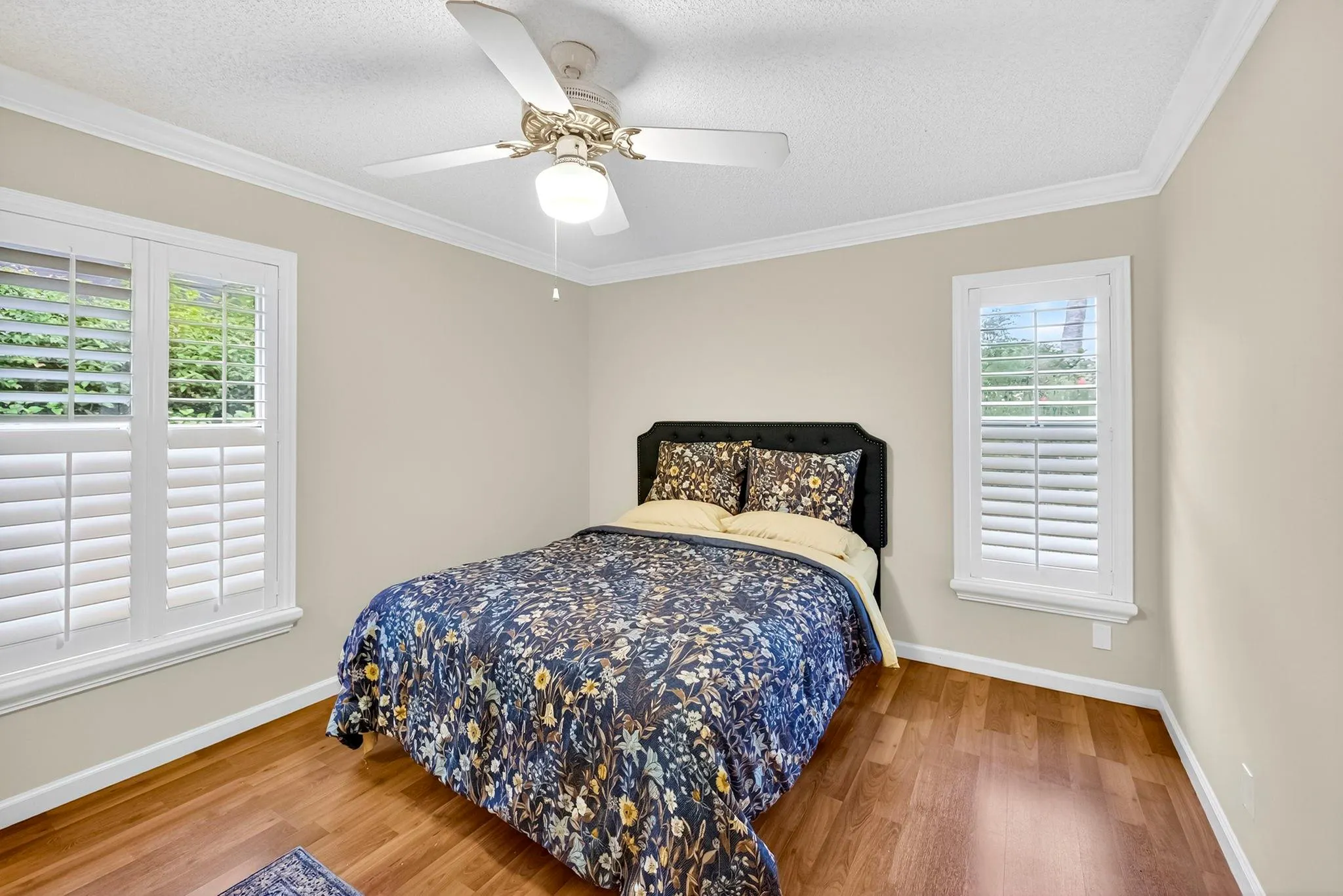 1210 Fairfax Ct