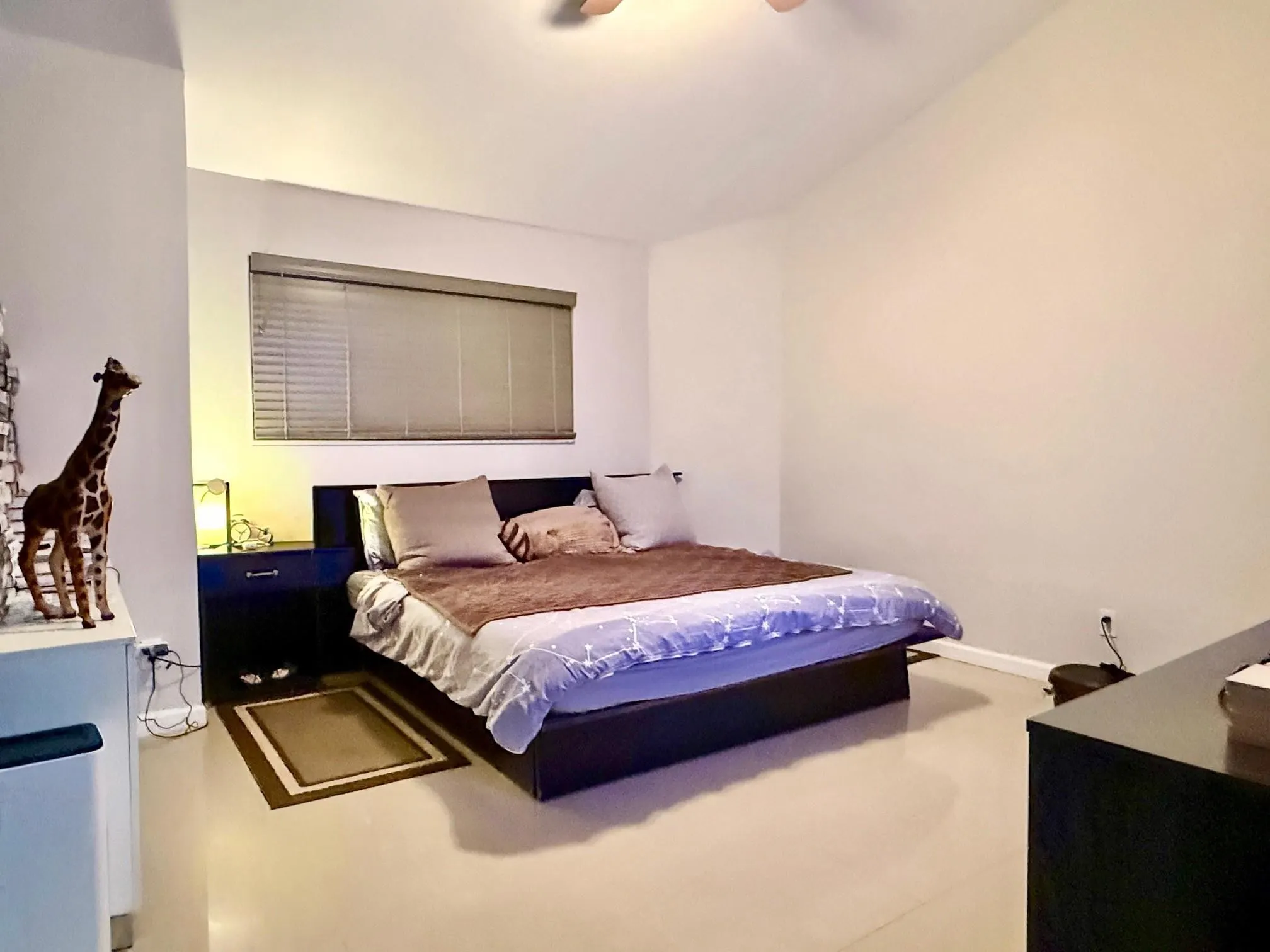 3457 NW 44th St, #205