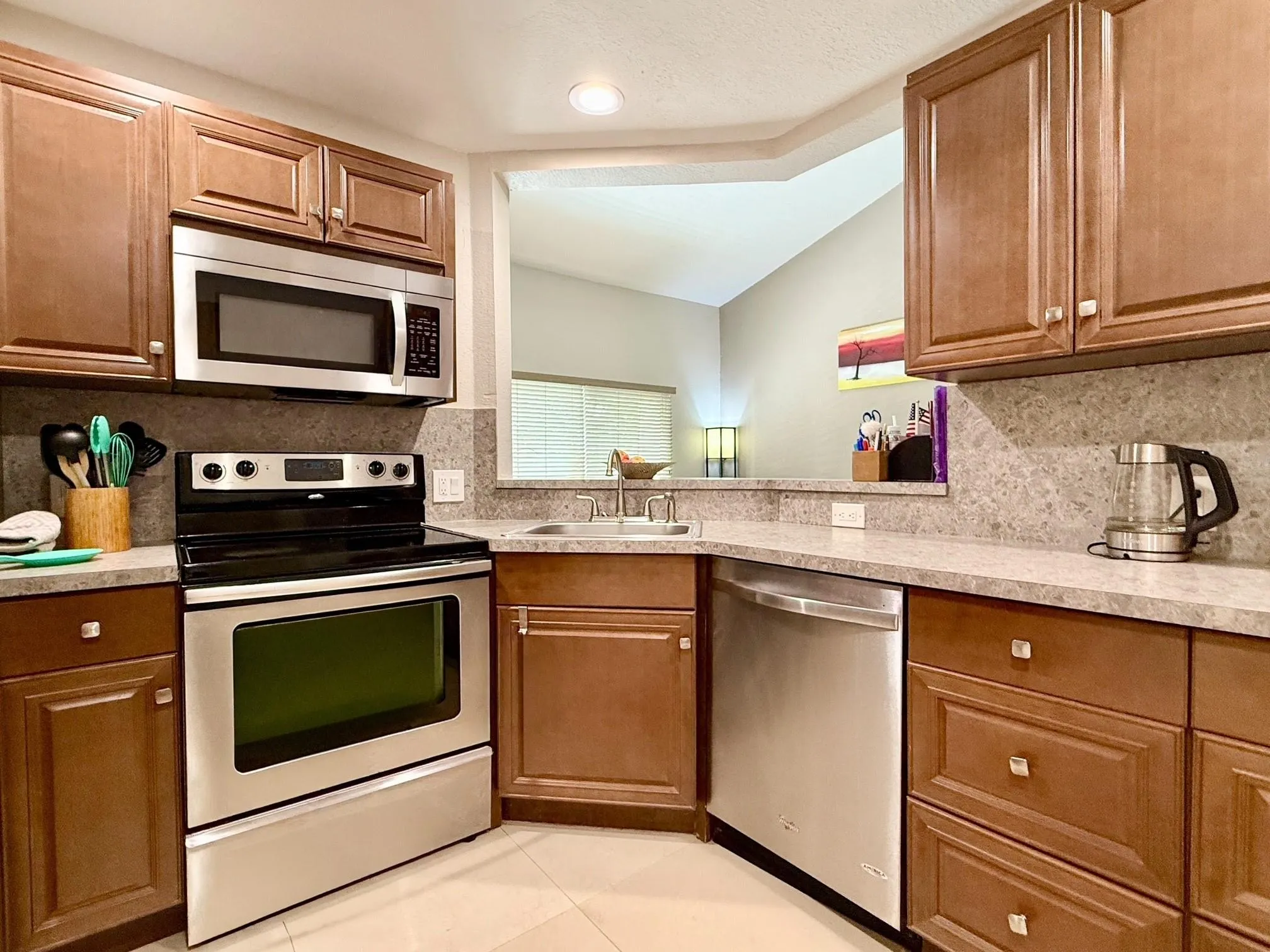 3457 NW 44th St, #205