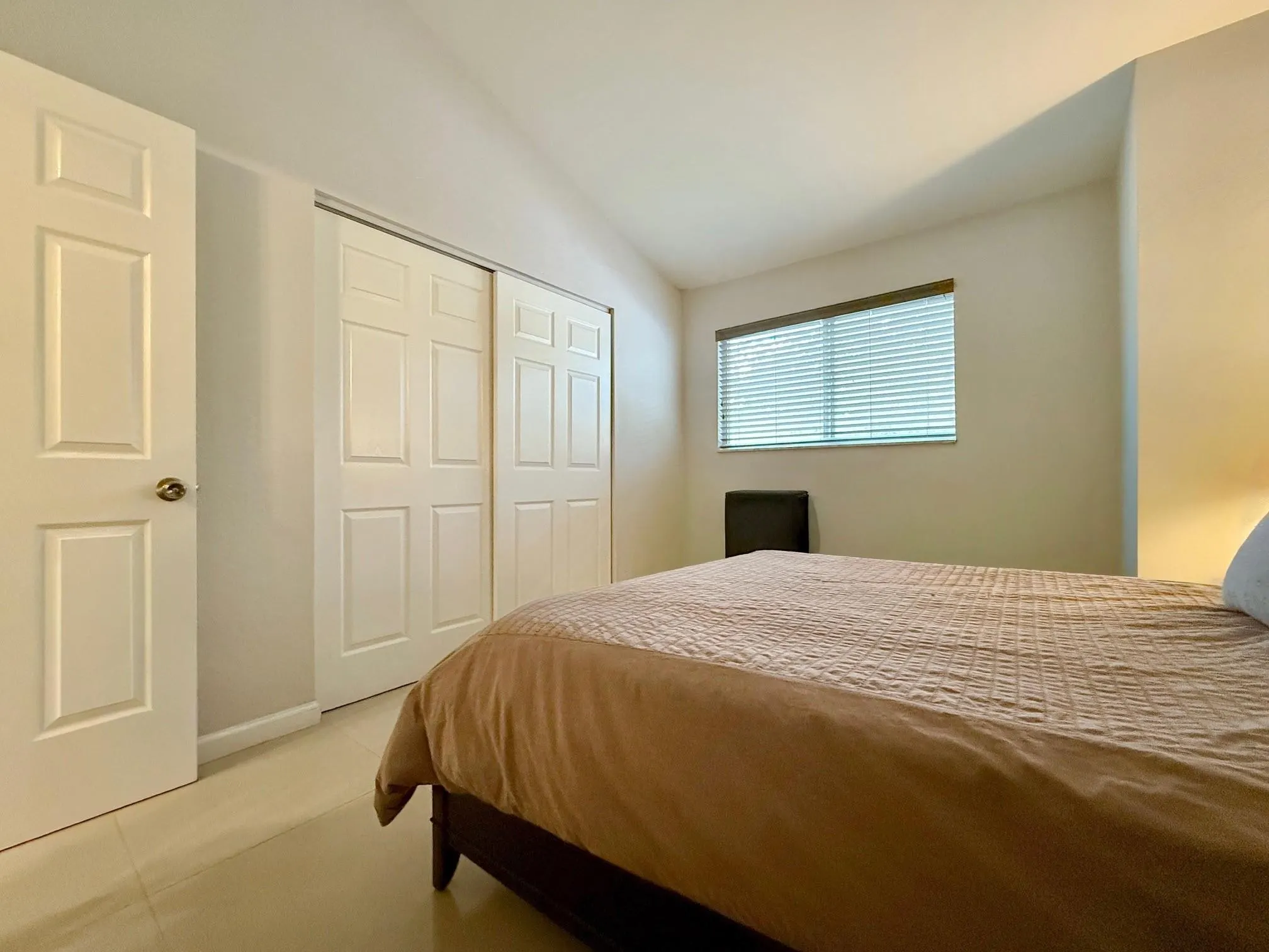 3457 NW 44th St, #205