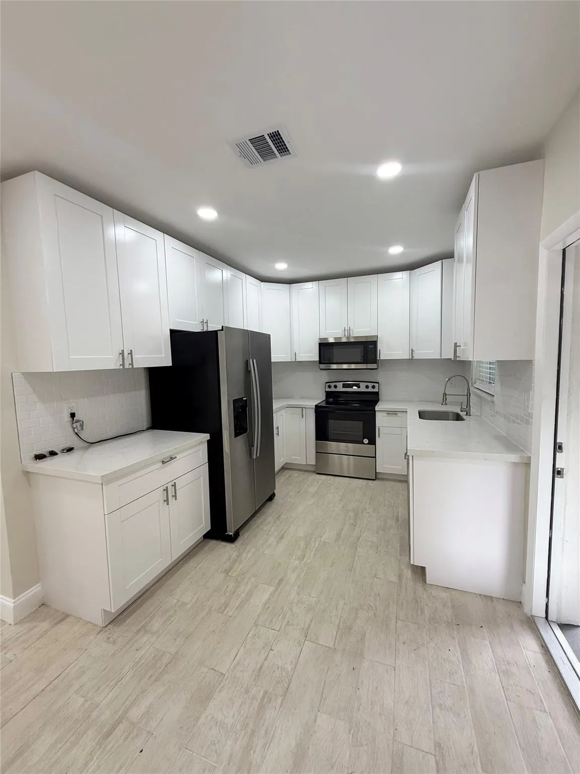 113 SW 22nd Ave