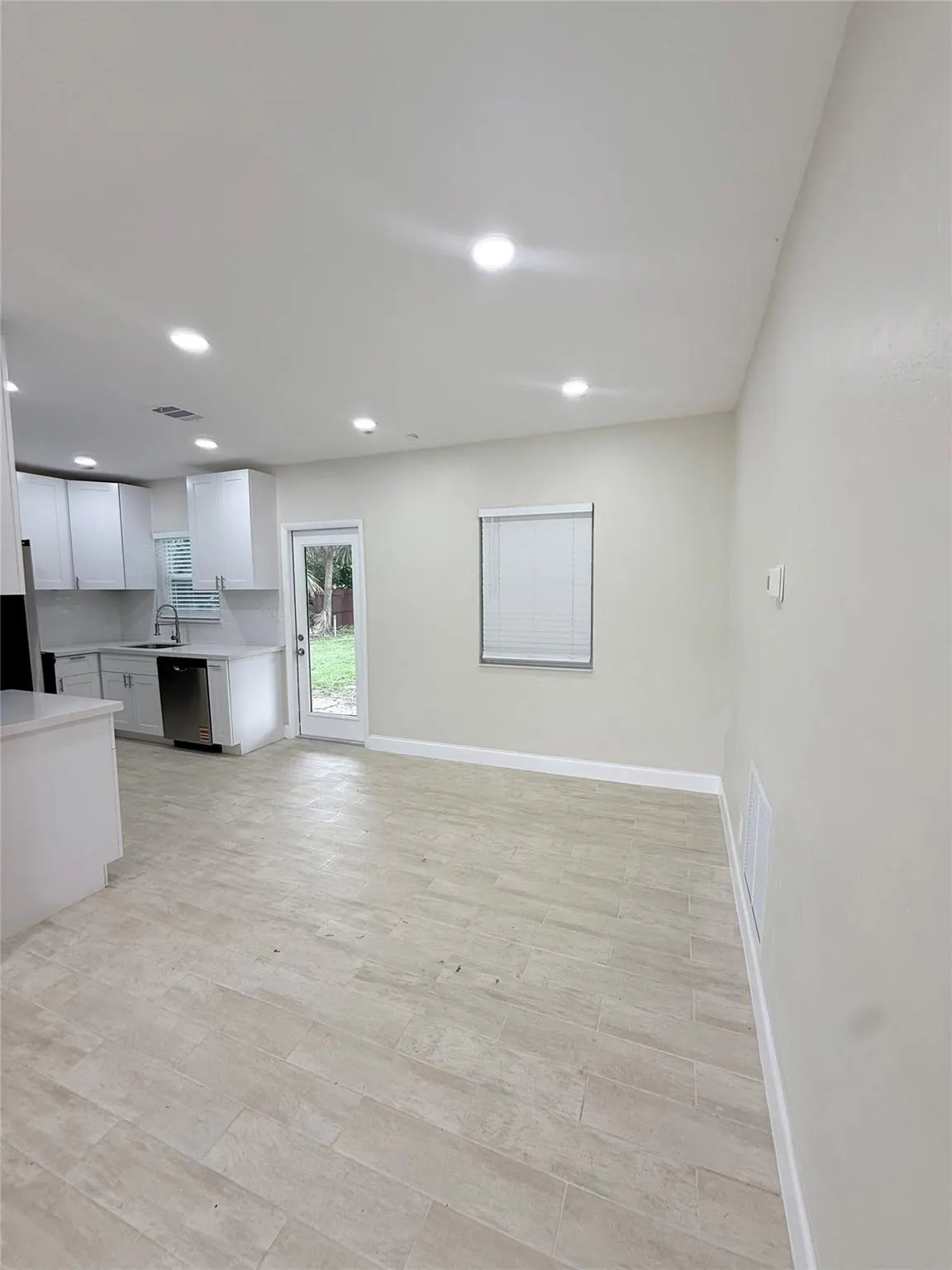 113 SW 22nd Ave