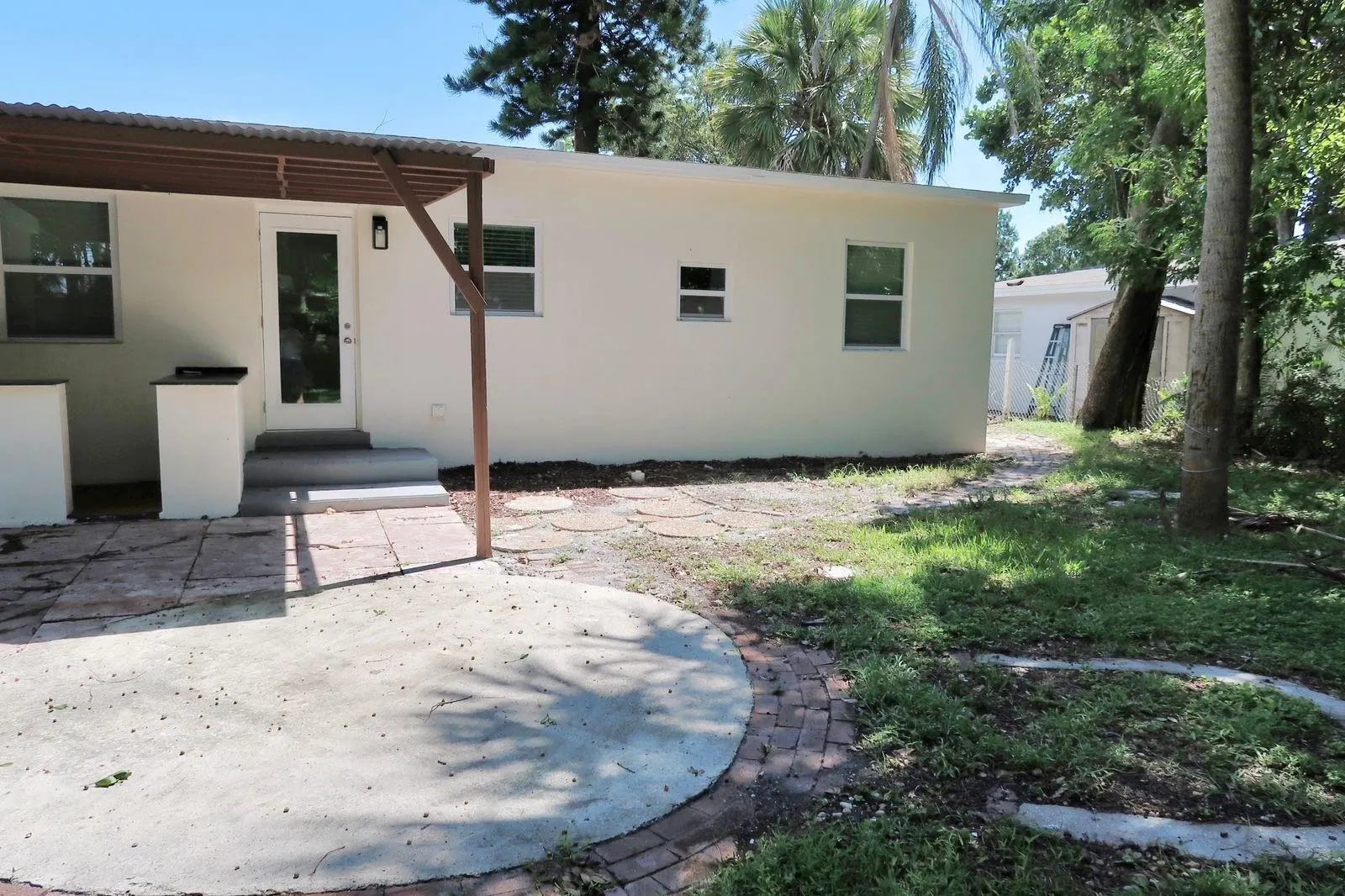113 SW 22nd Ave