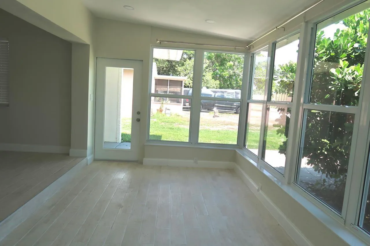 113 SW 22nd Ave