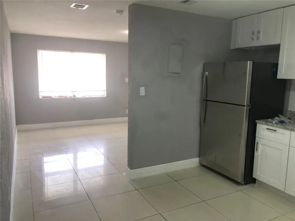 839 NW 14th Way, #1