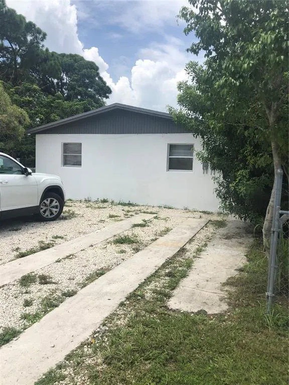 839 NW 14th Way, #1