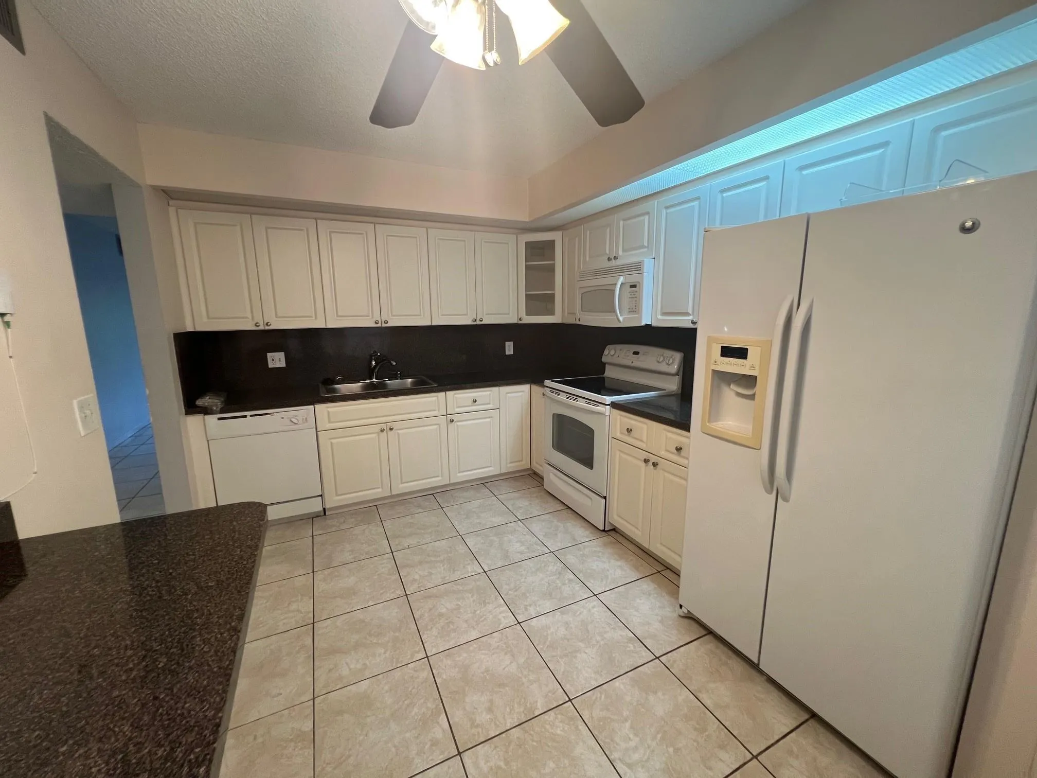 12601 SW 13th St, #412