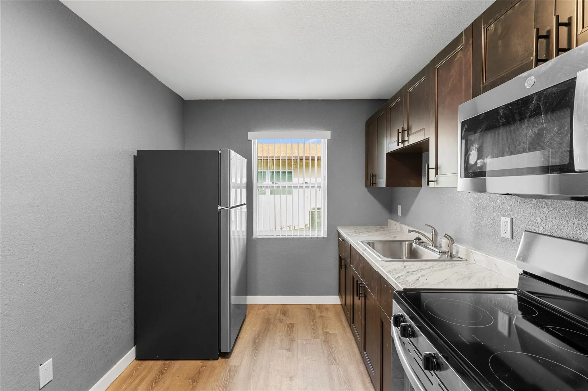 229 NW 12th Ct
