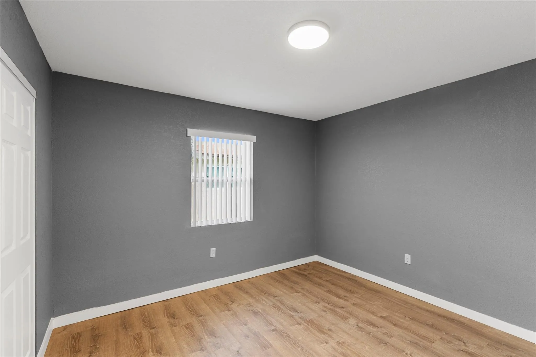 229 NW 12th Ct