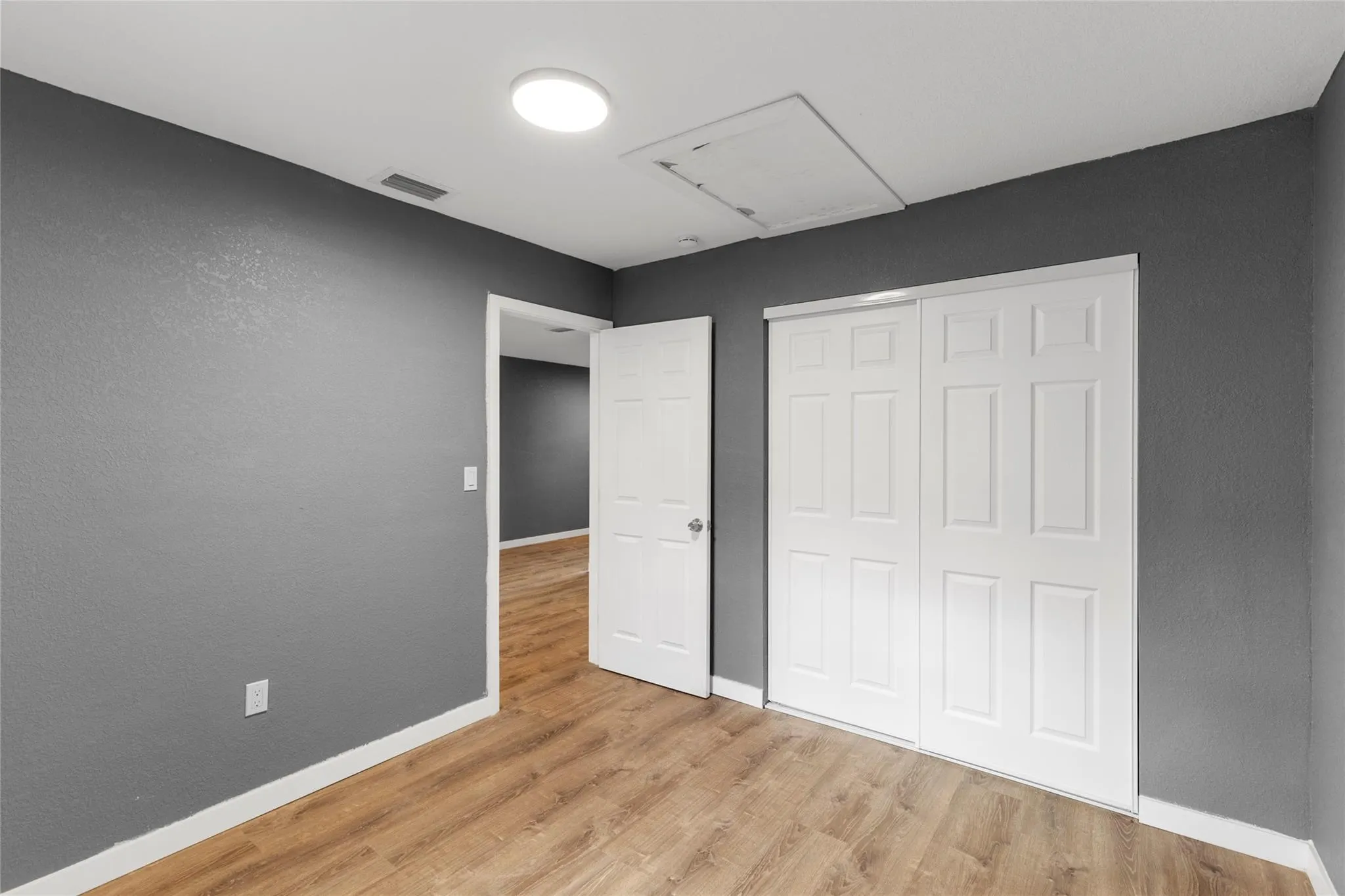 229 NW 12th Ct
