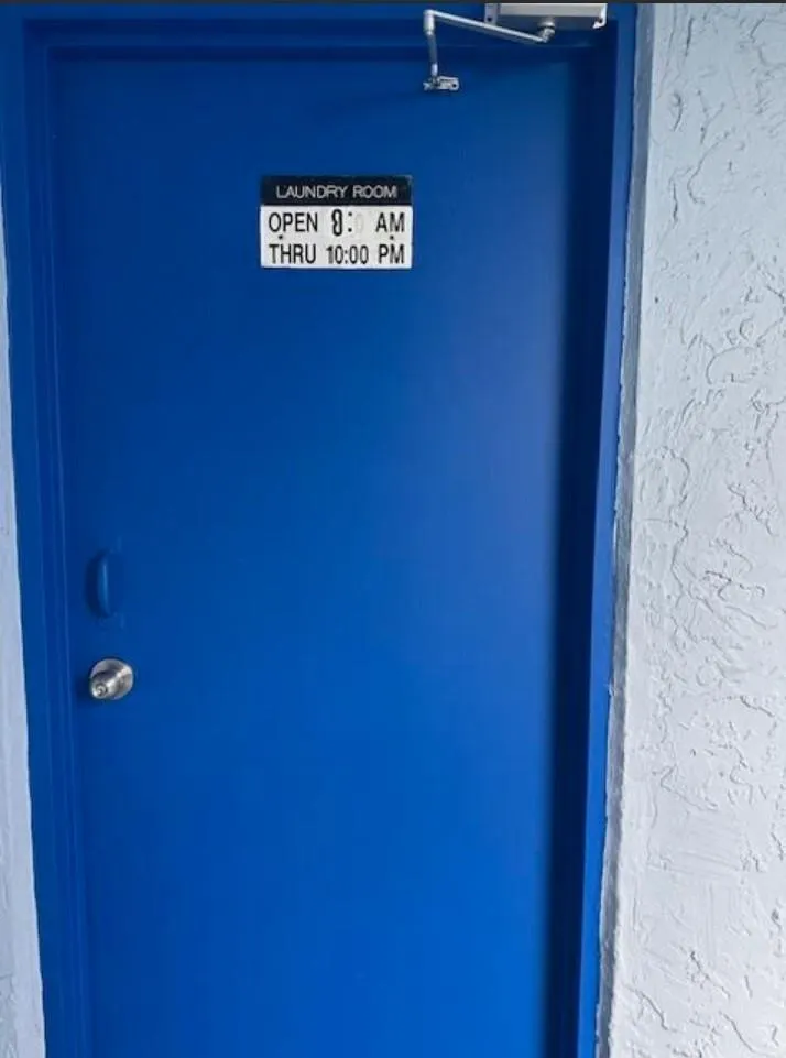 9460 Fontainebleau Blvd, #528