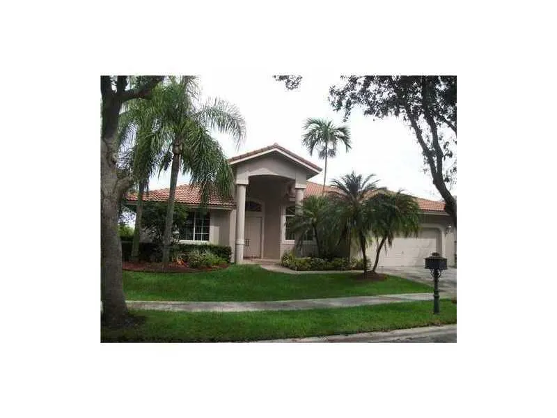 2653 OAKBROOK DR