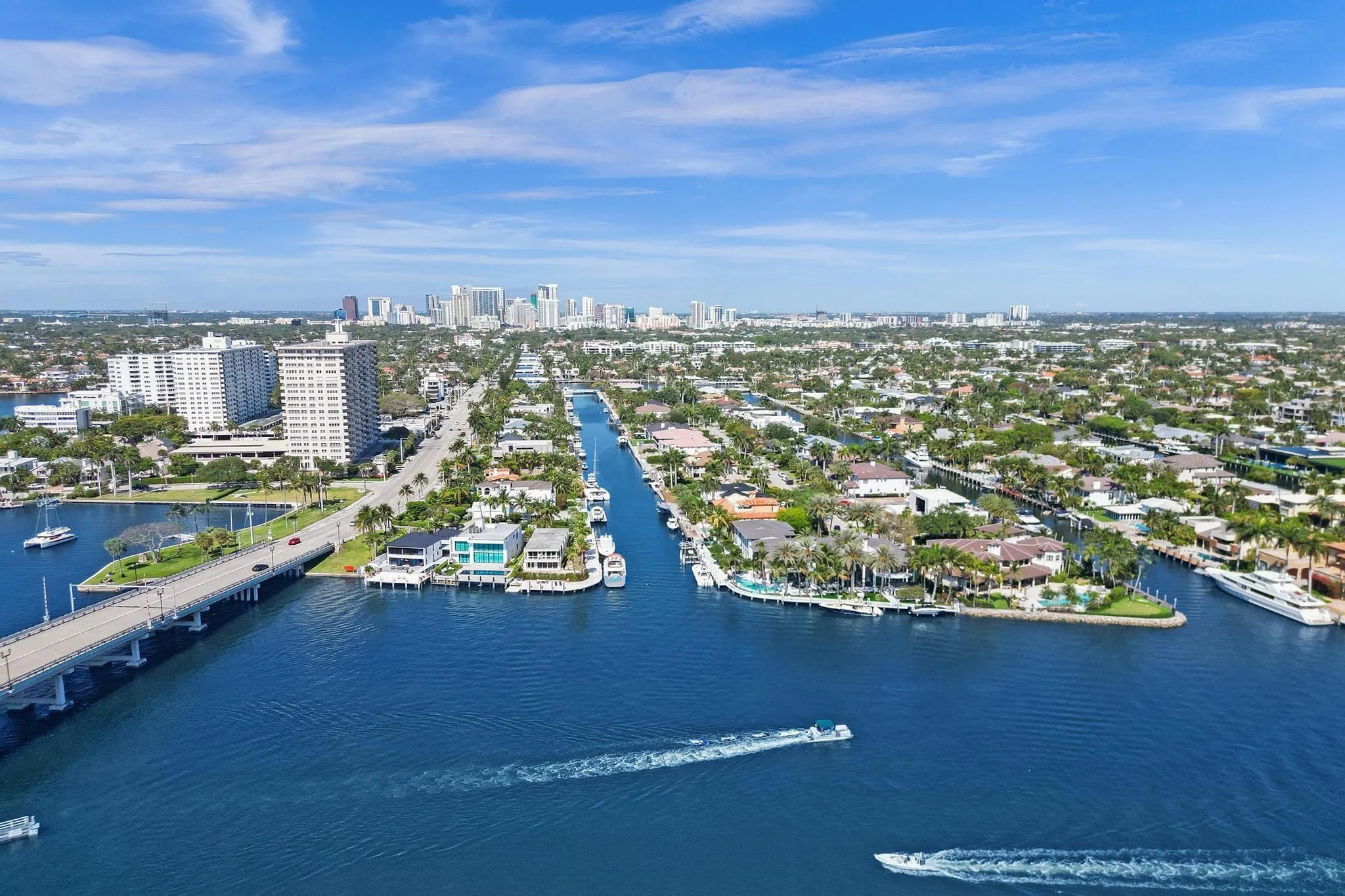 200 S Birch Rd, #305