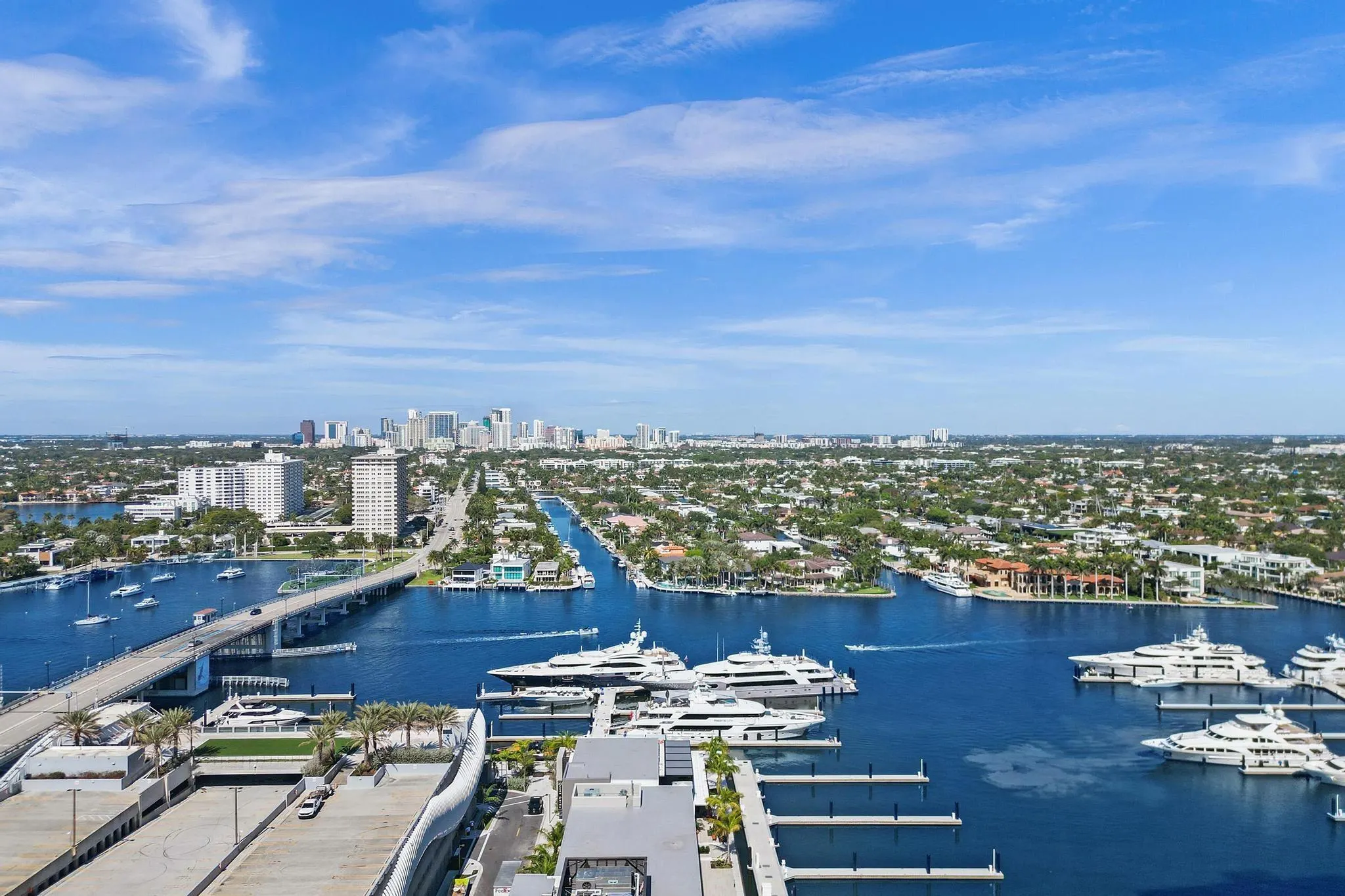 200 S Birch Rd, #305