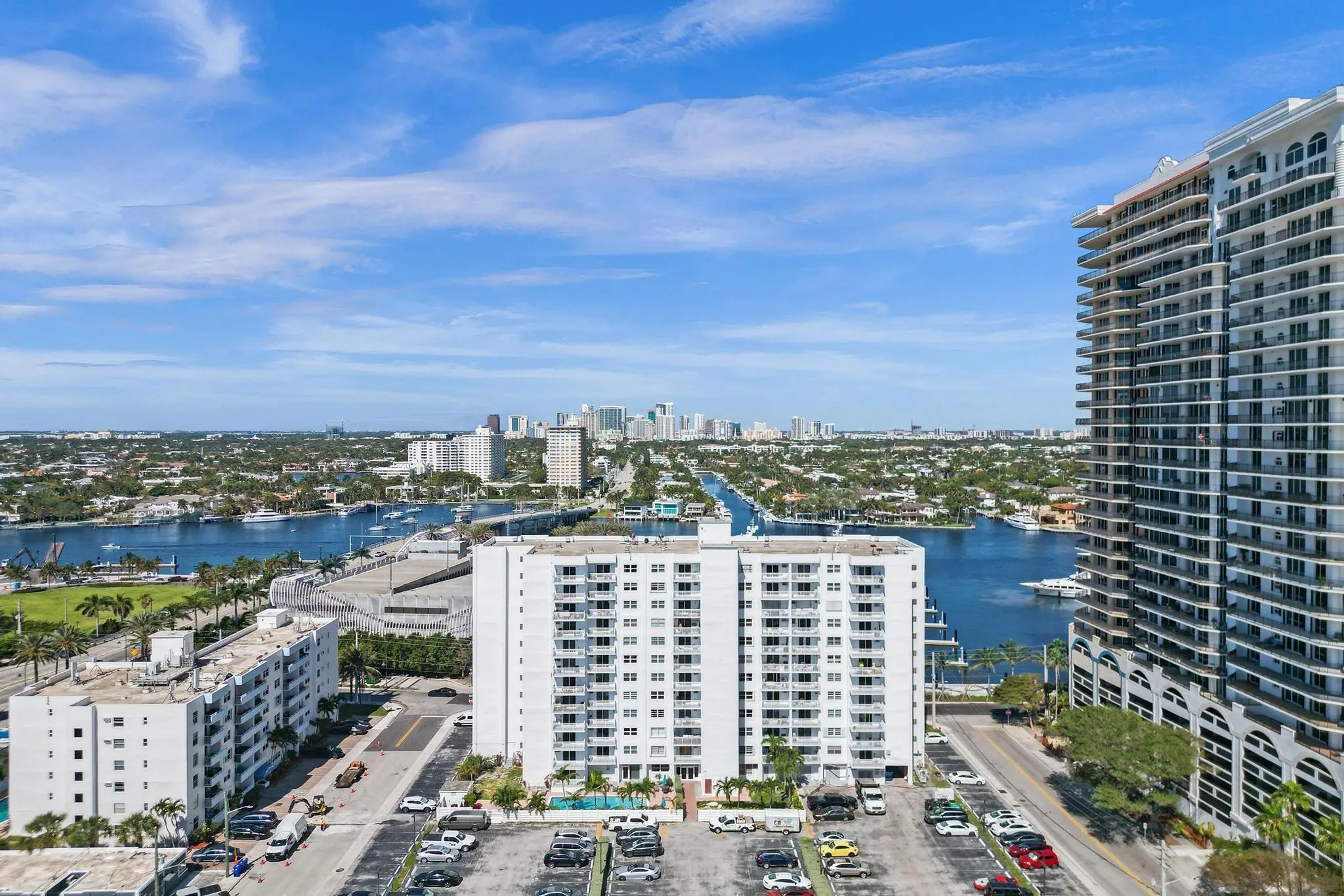 200 S Birch Rd, #305