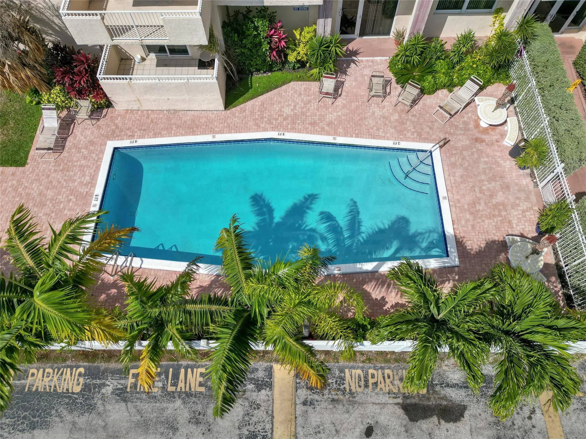 200 S Birch Rd, #305