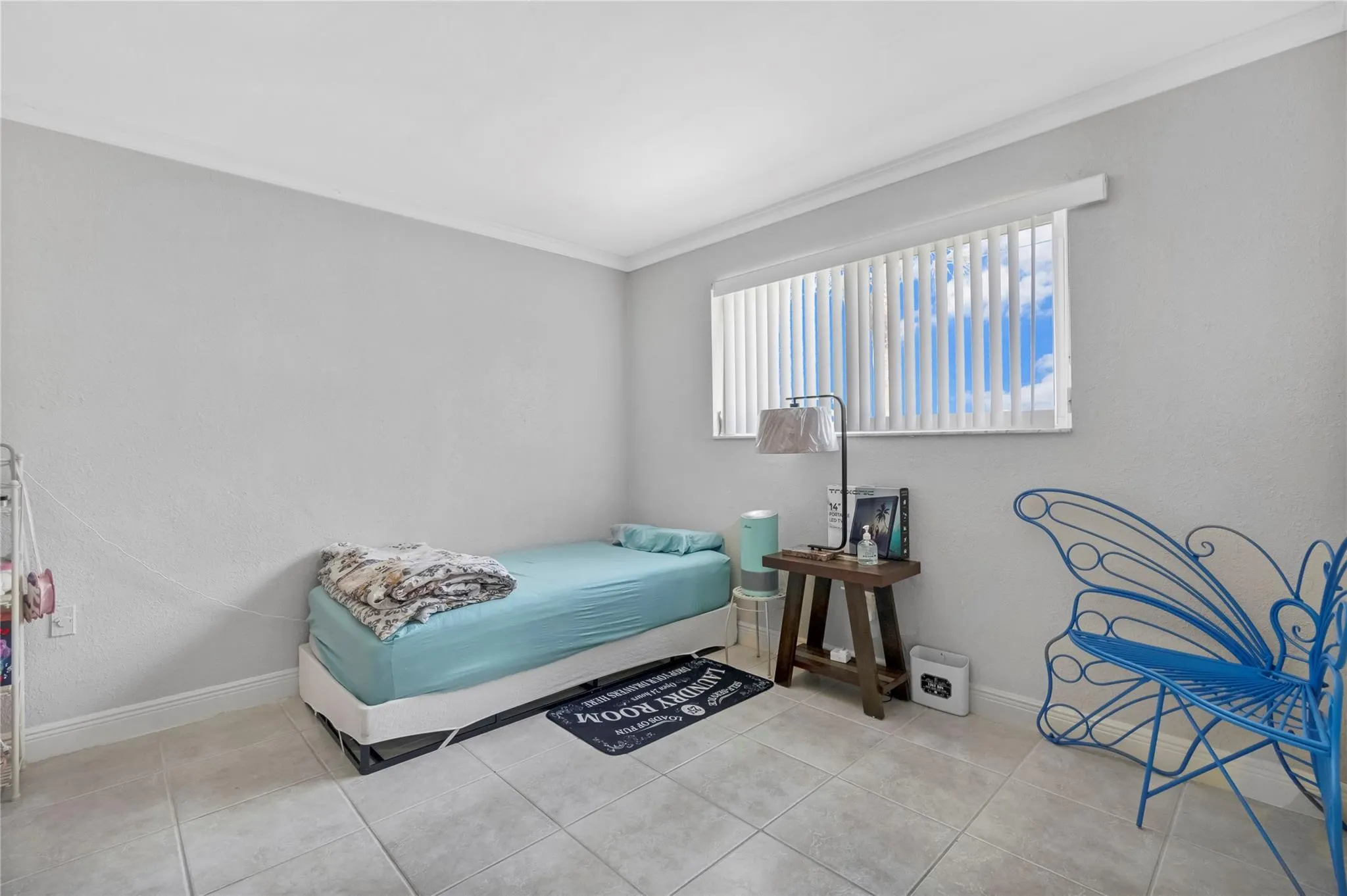 2360 NW 204