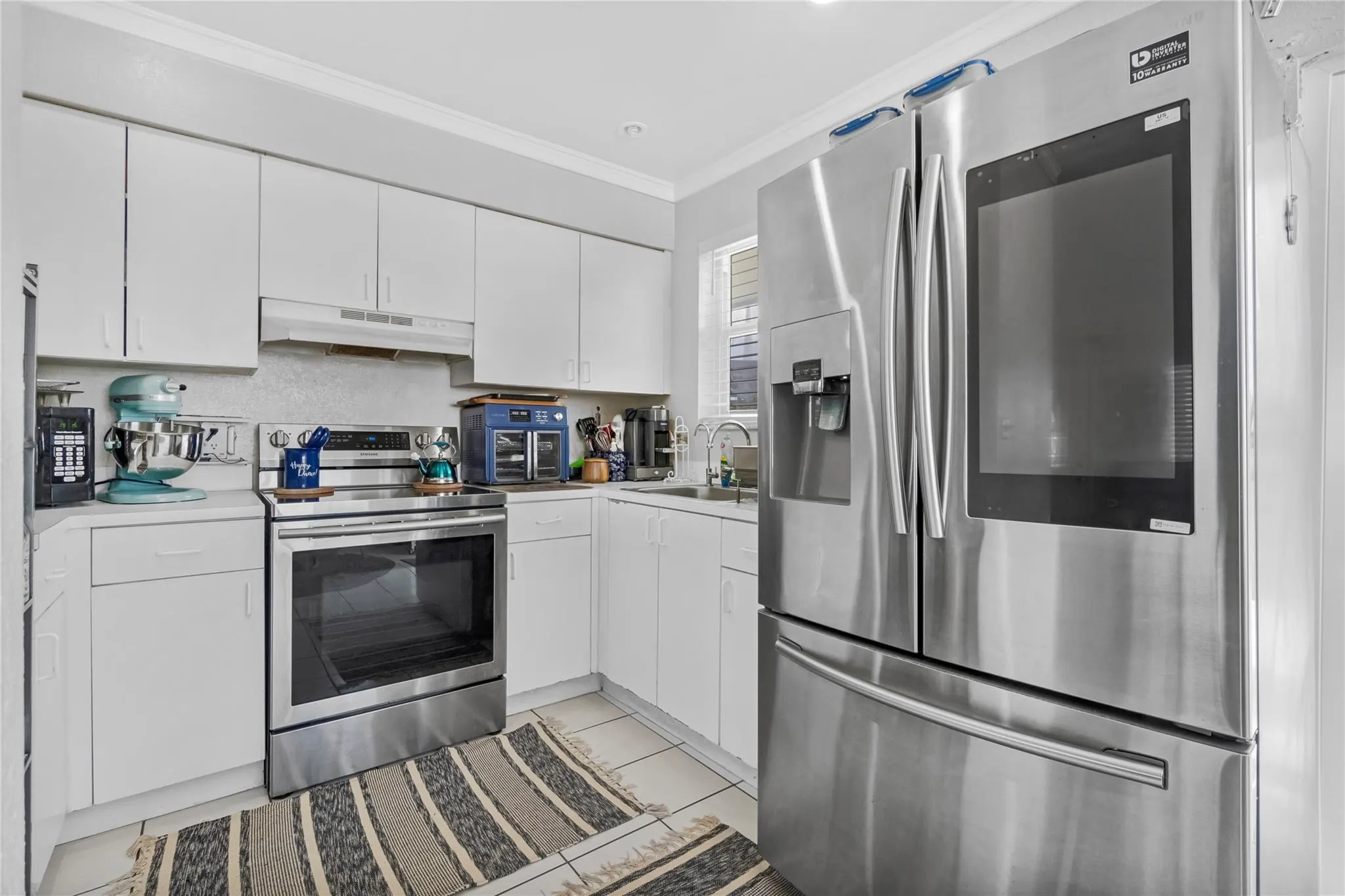 2360 NW 204
