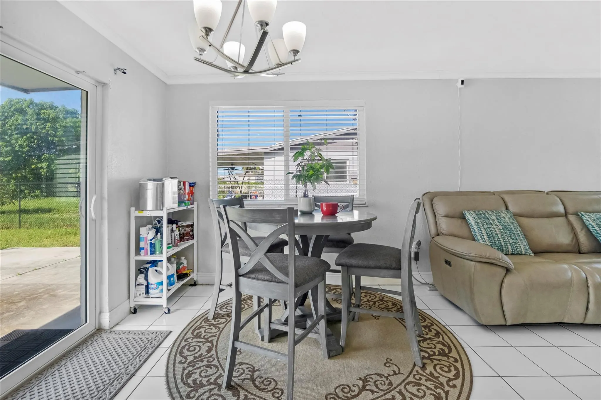 2360 NW 204
