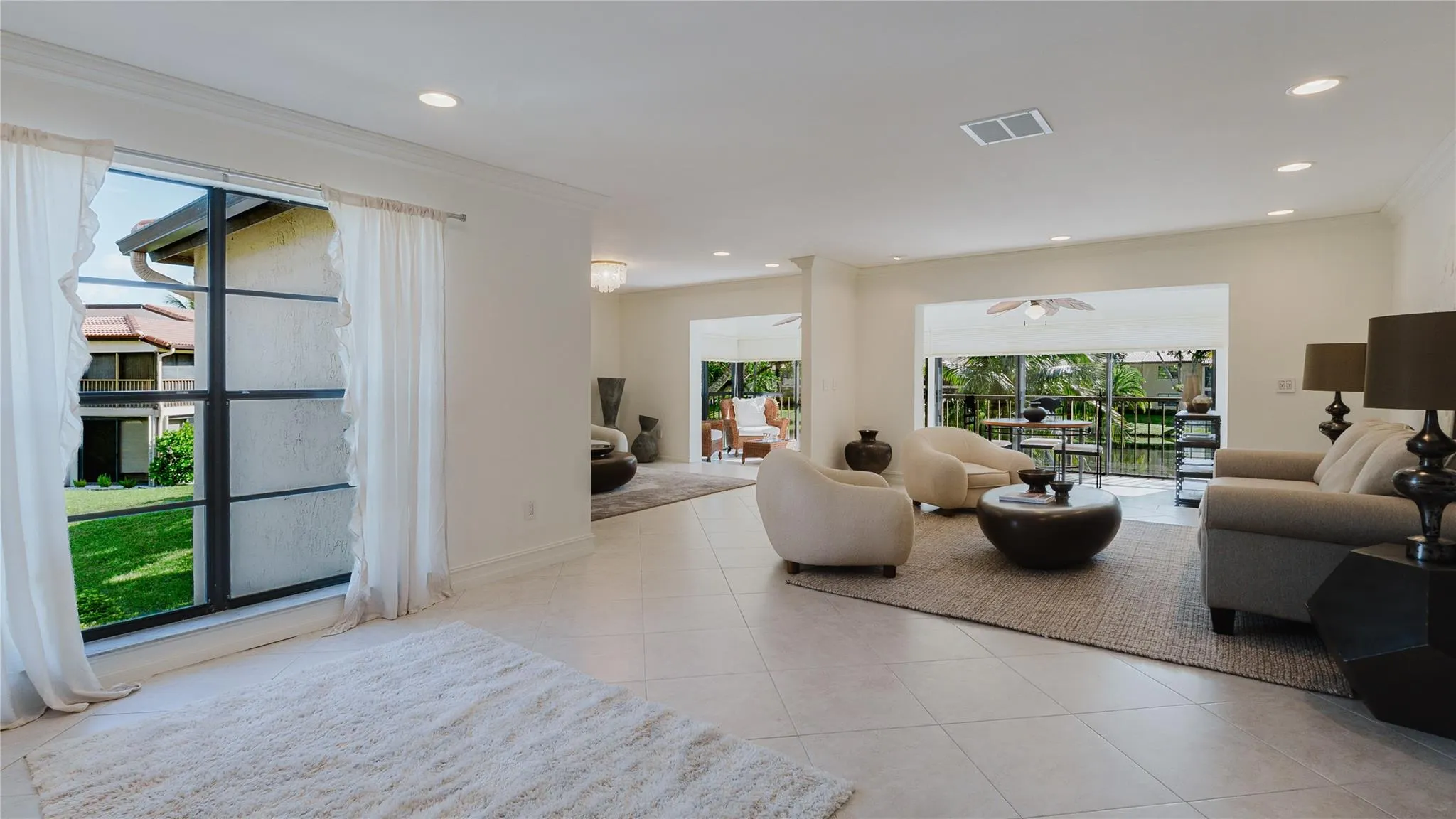 9277 Vista Del Lago, #39B