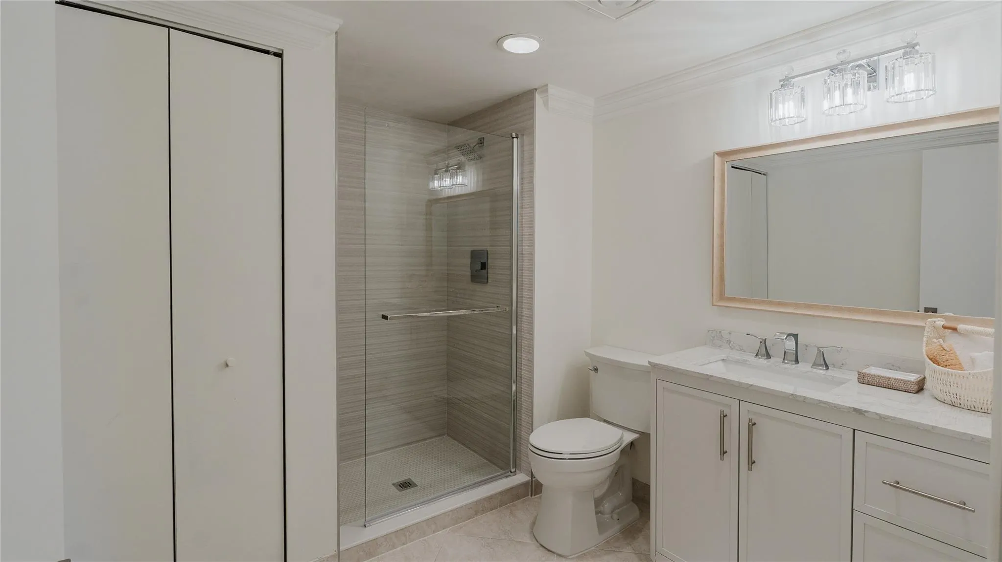 9277 Vista Del Lago, #39B