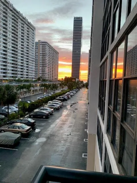 2017 S Ocean Drive, #307