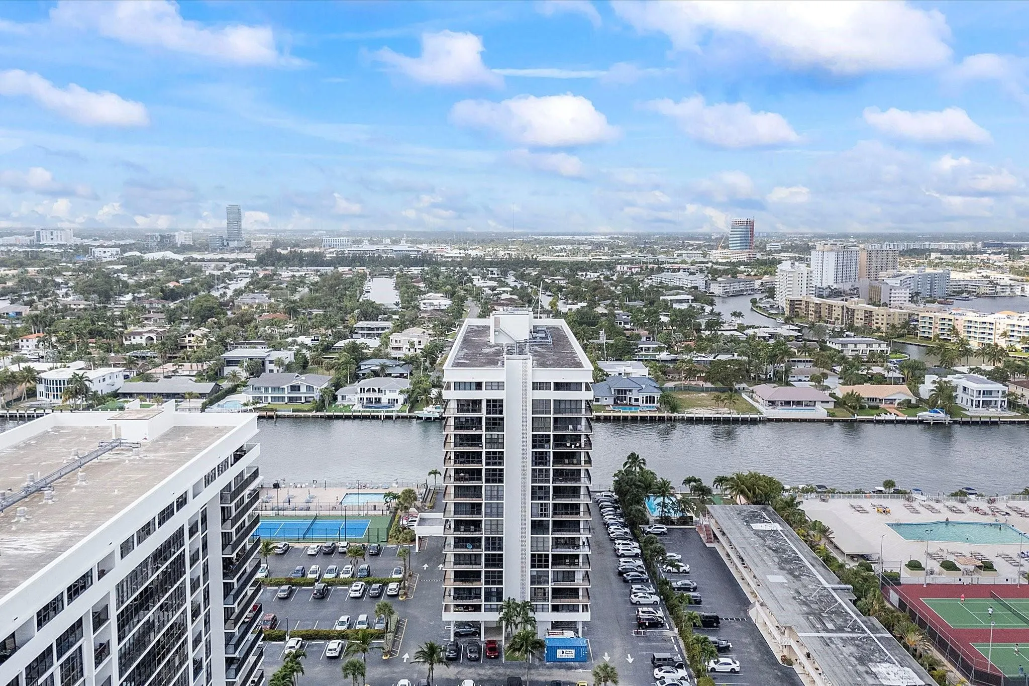 2017 S Ocean Drive, #307
