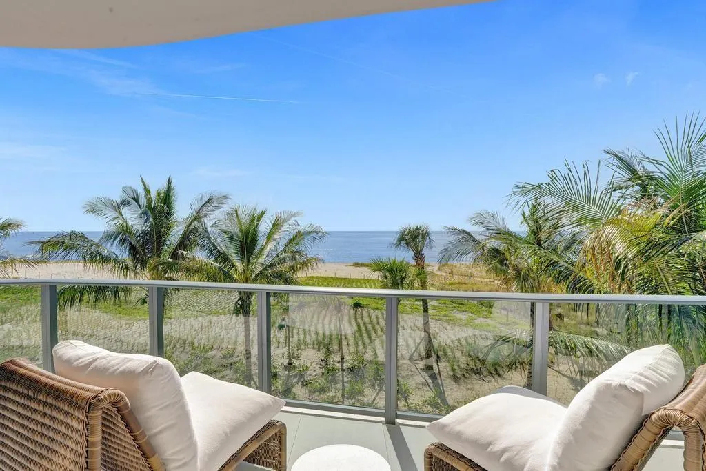 900 N Ocean Blvd., #302