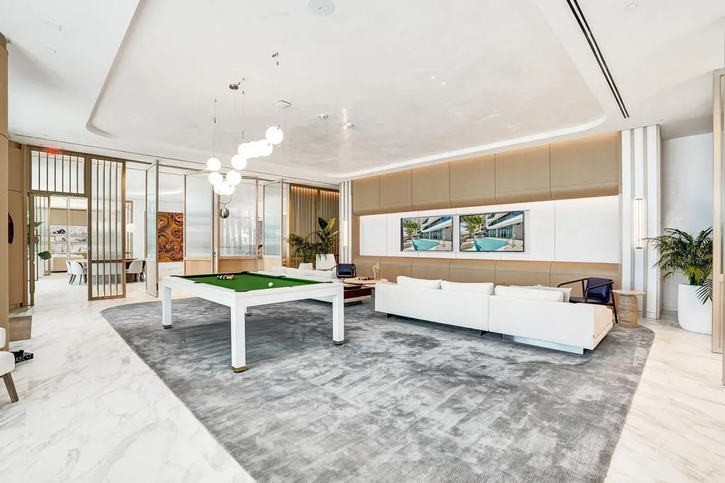 900 N Ocean Blvd., #302