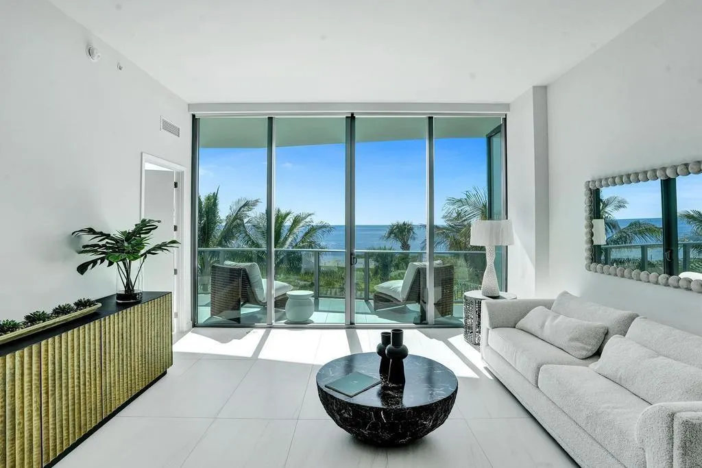 900 N Ocean Blvd., #302