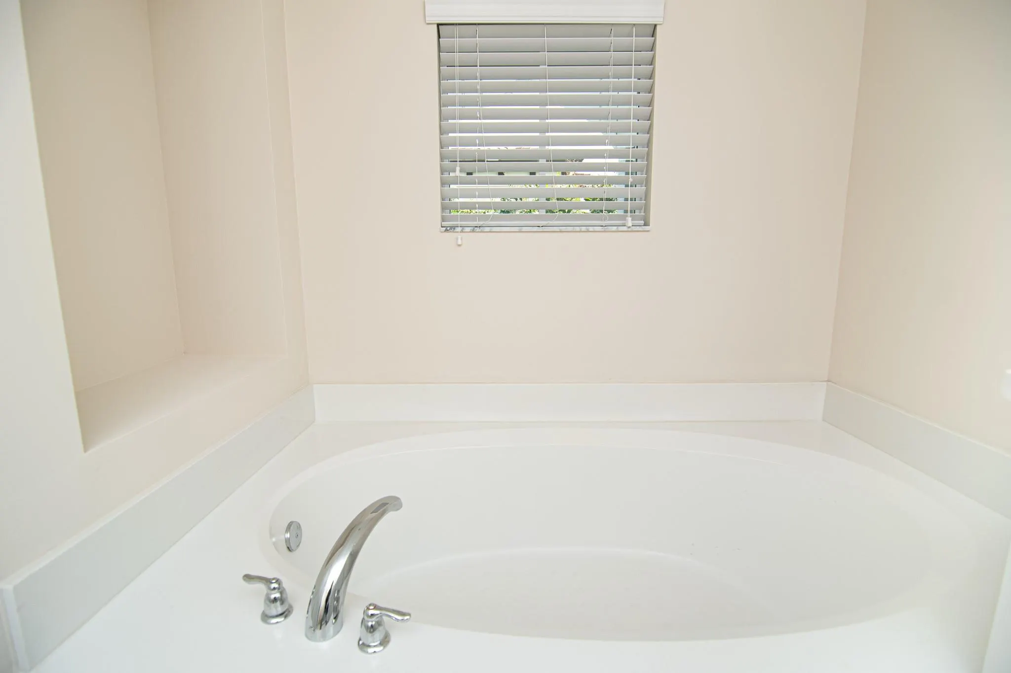 14377 Sims Road, #14424