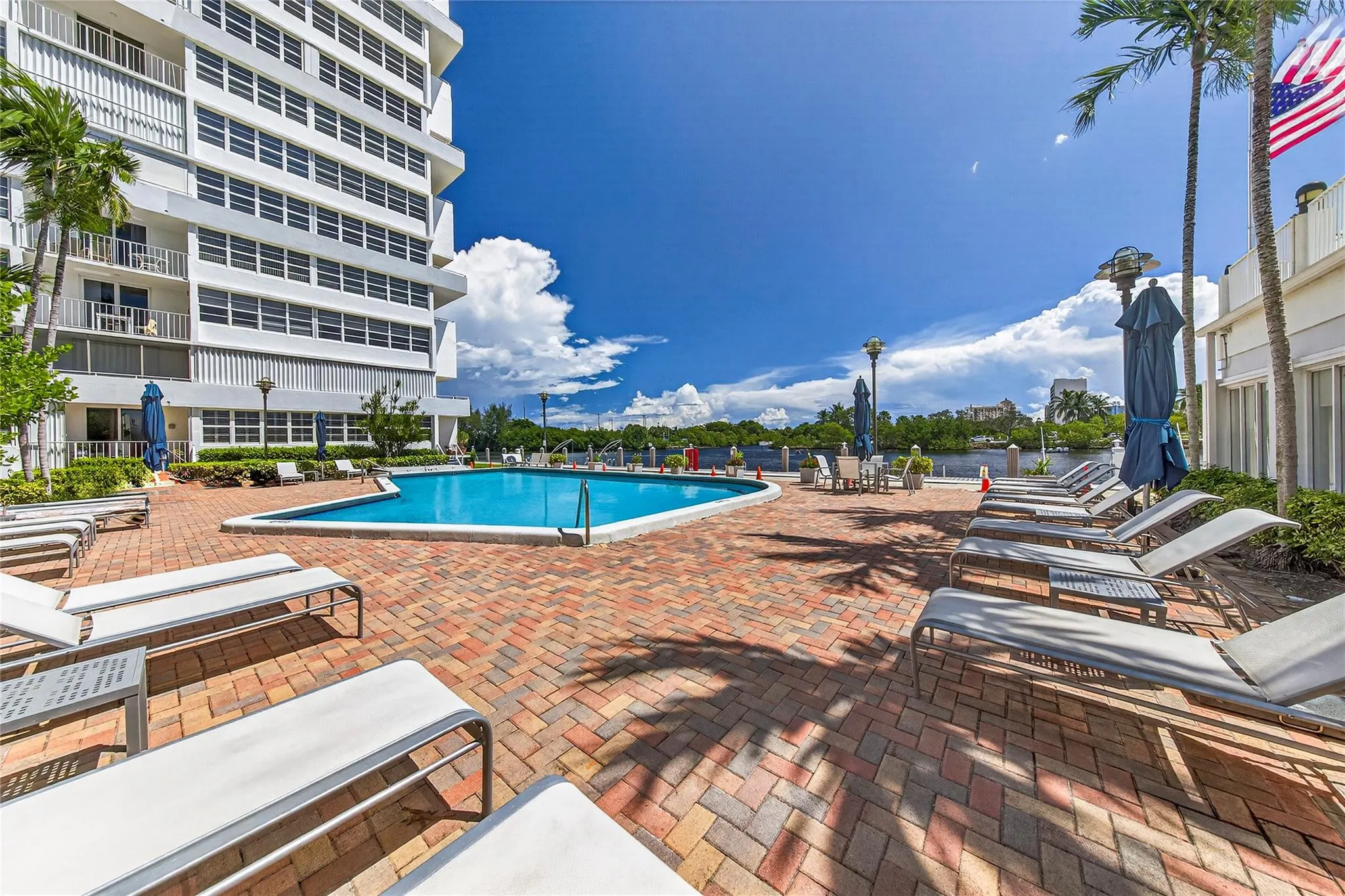 1160 N Federal Hwy, #1022