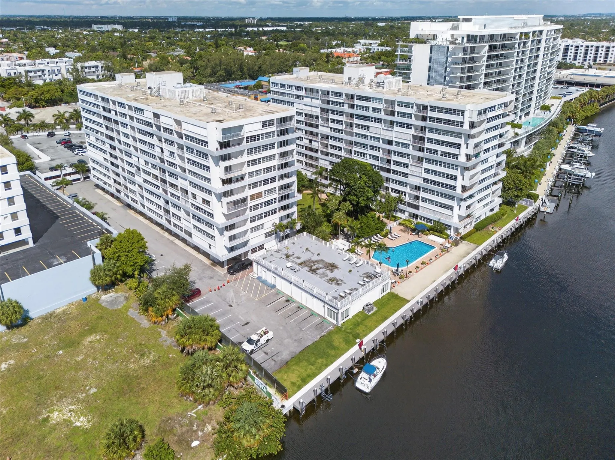 1160 N Federal Hwy, #1022