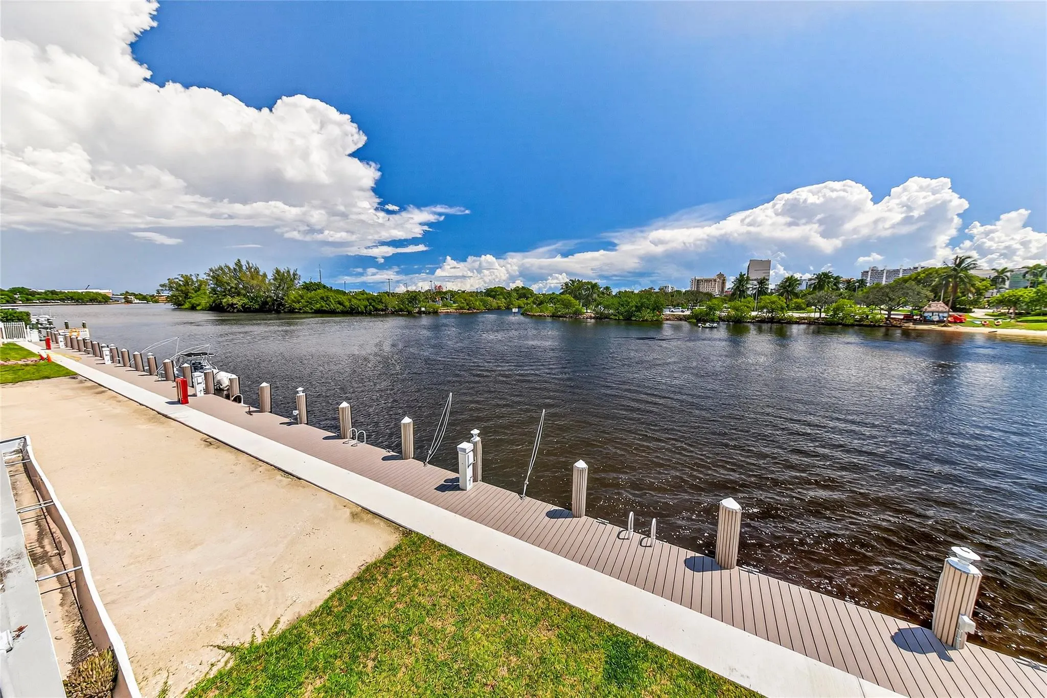 1160 N Federal Hwy, #1022