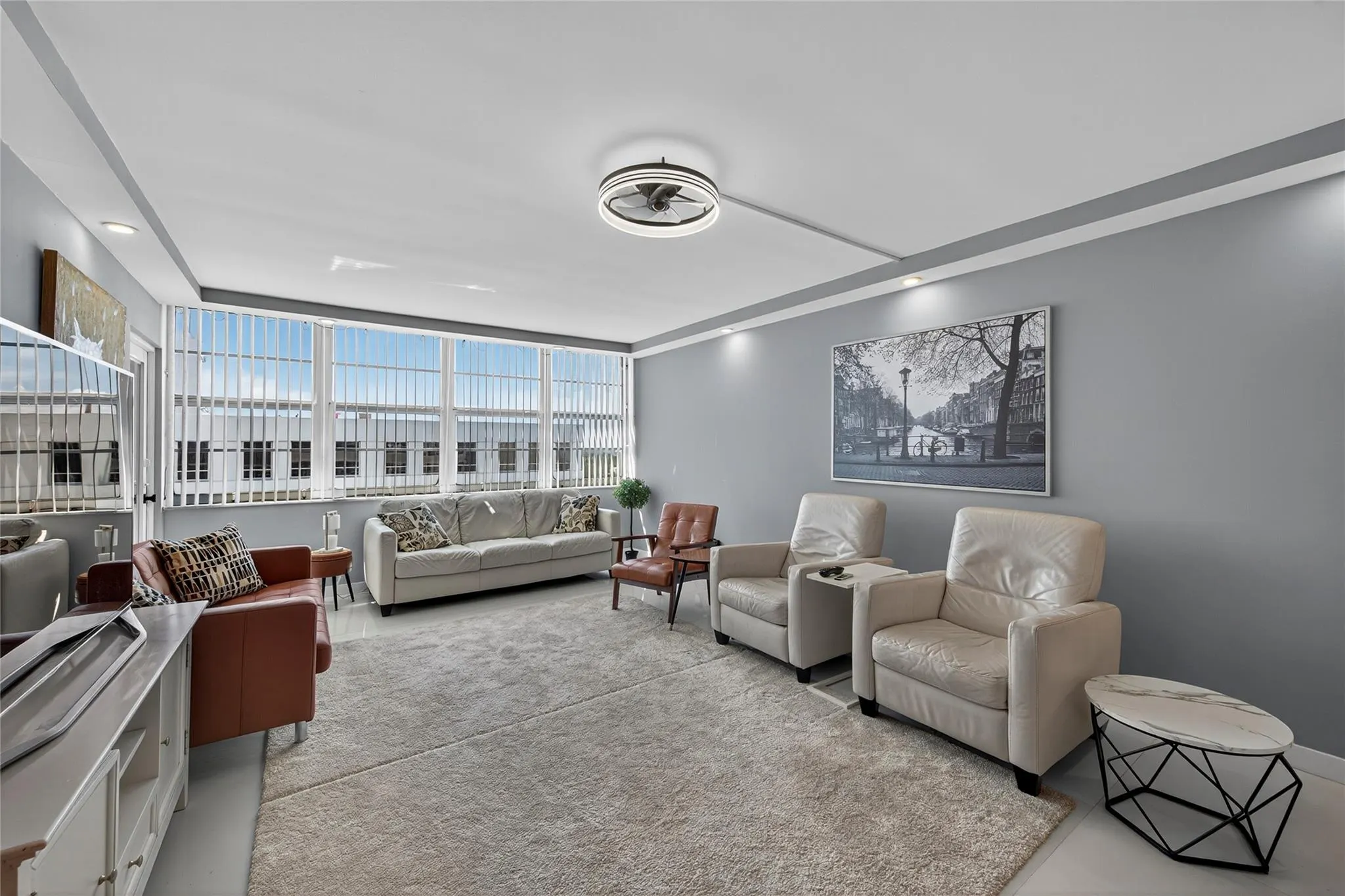 1160 N Federal Hwy, #1022