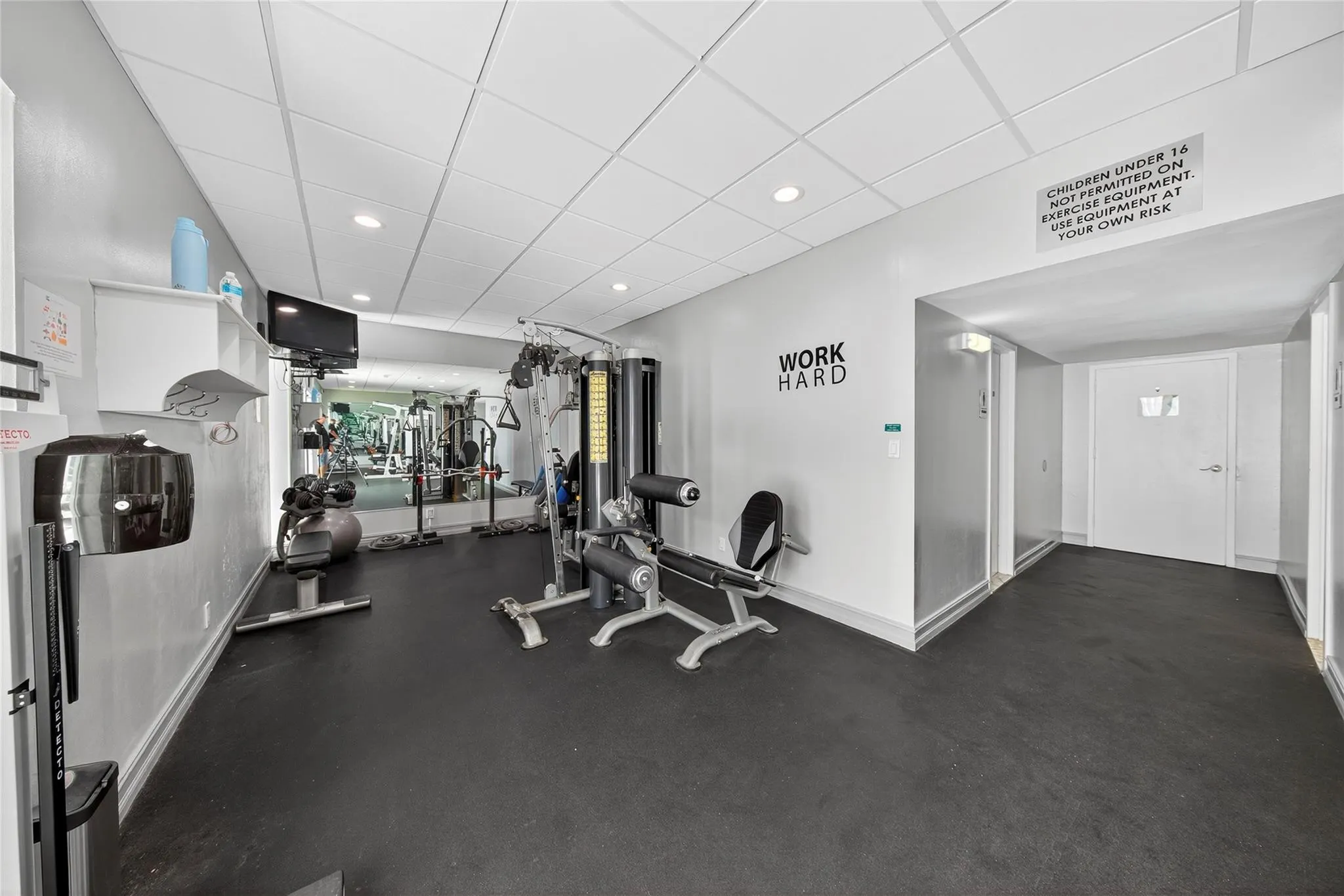 1160 N Federal Hwy, #1022