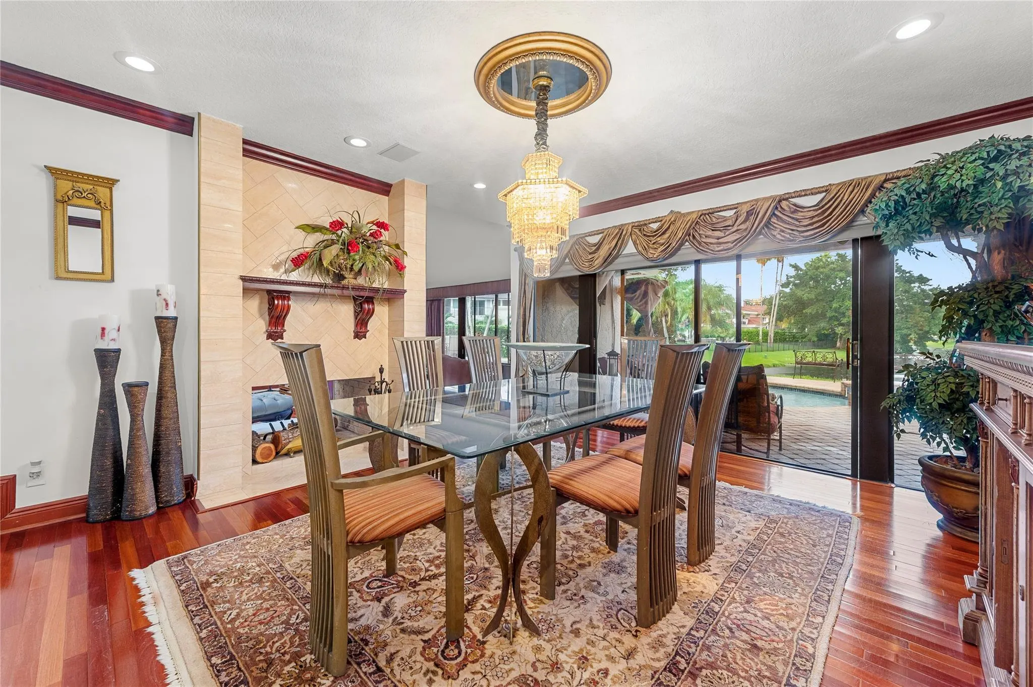 10111 Vestal Ct