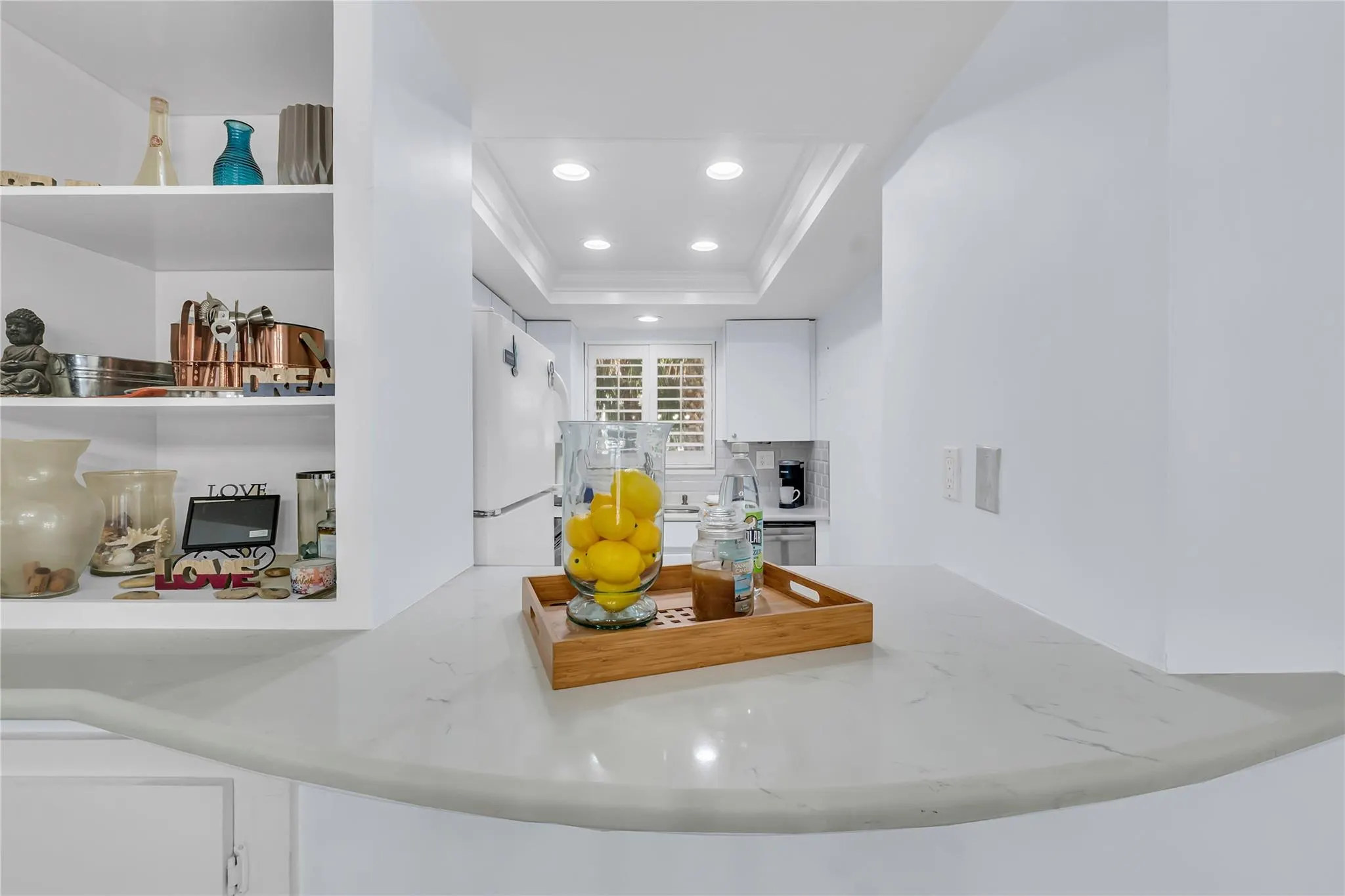 1198 Hillsboro Mile, #212