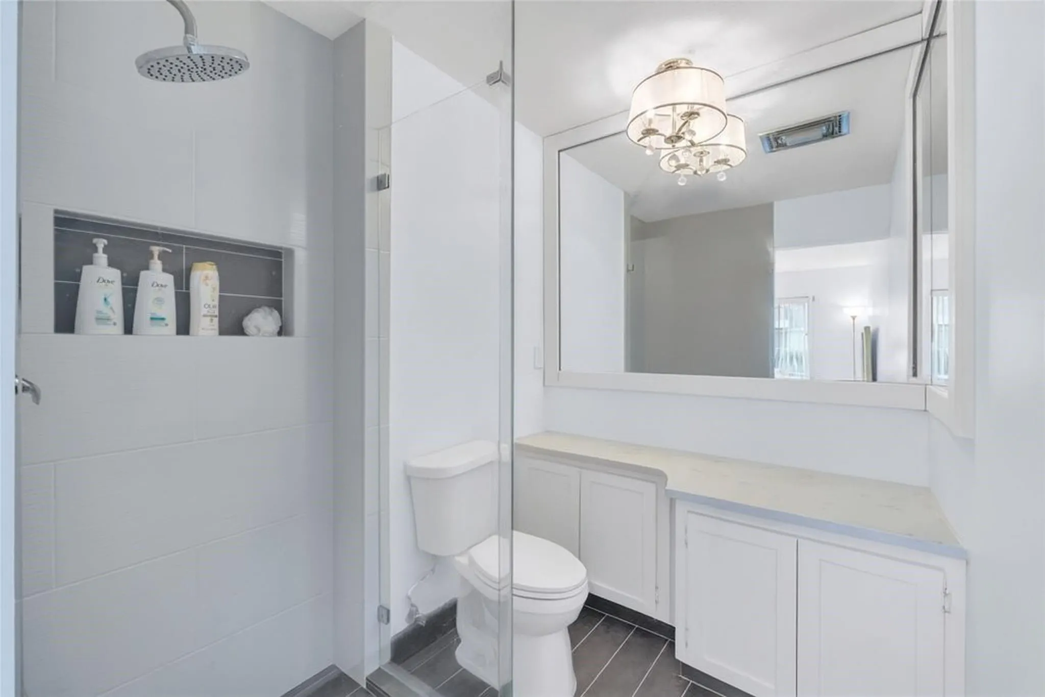 1198 Hillsboro Mile, #212