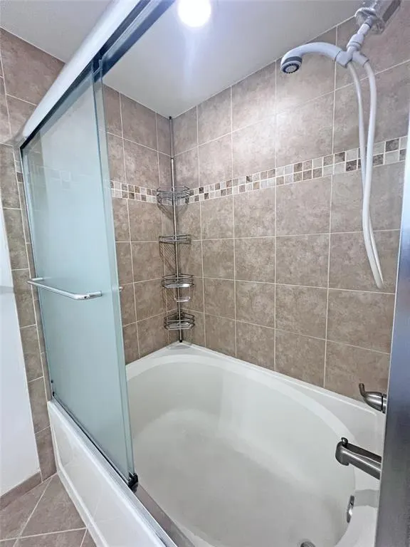 173 SW 96th Ave