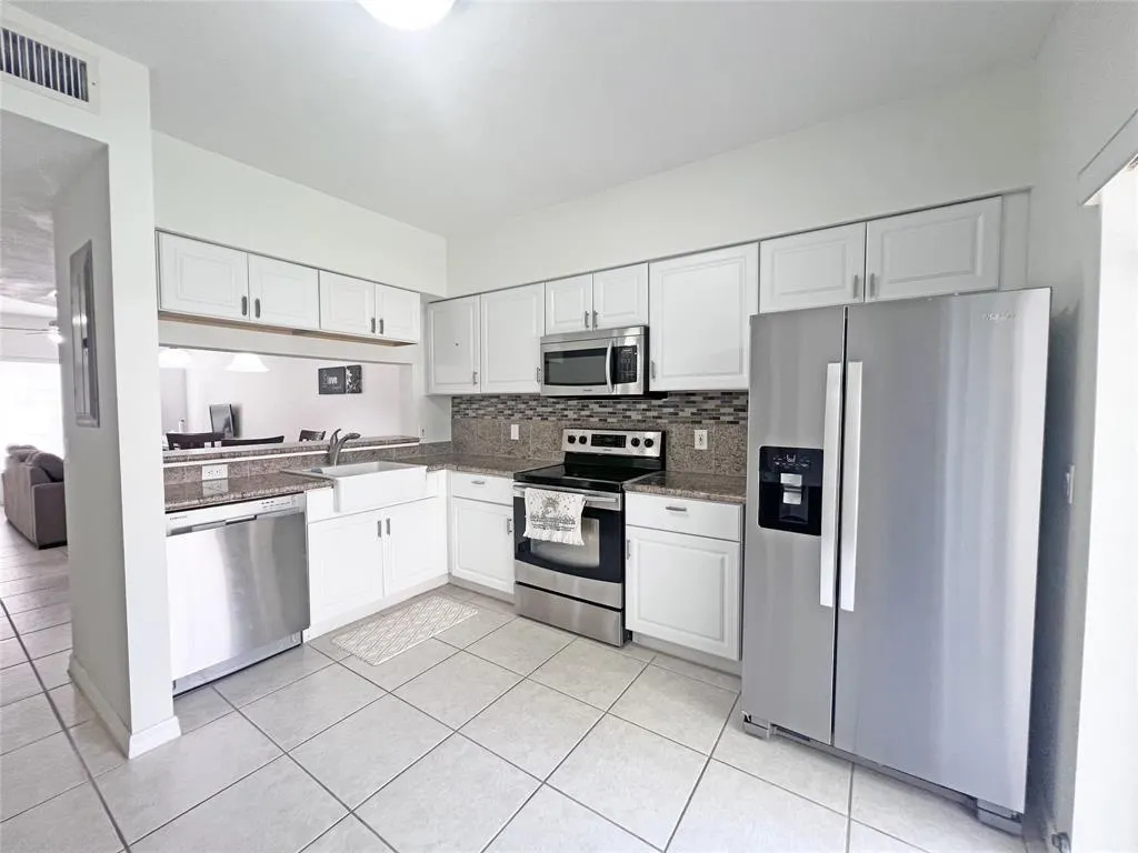 173 SW 96th Ave